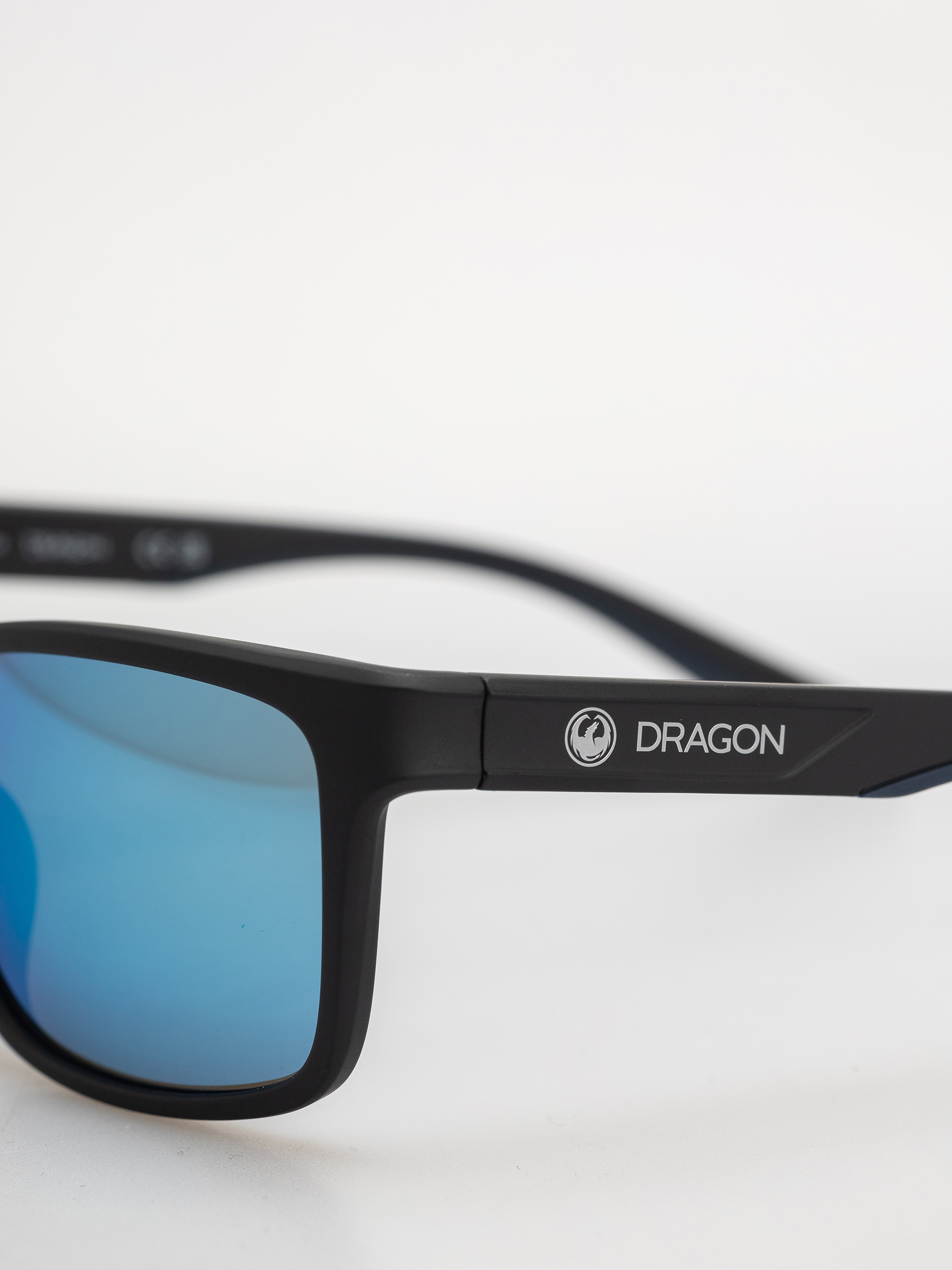 Napszemüvegek Dragon Blaise (matte black/lumalens blue ion)