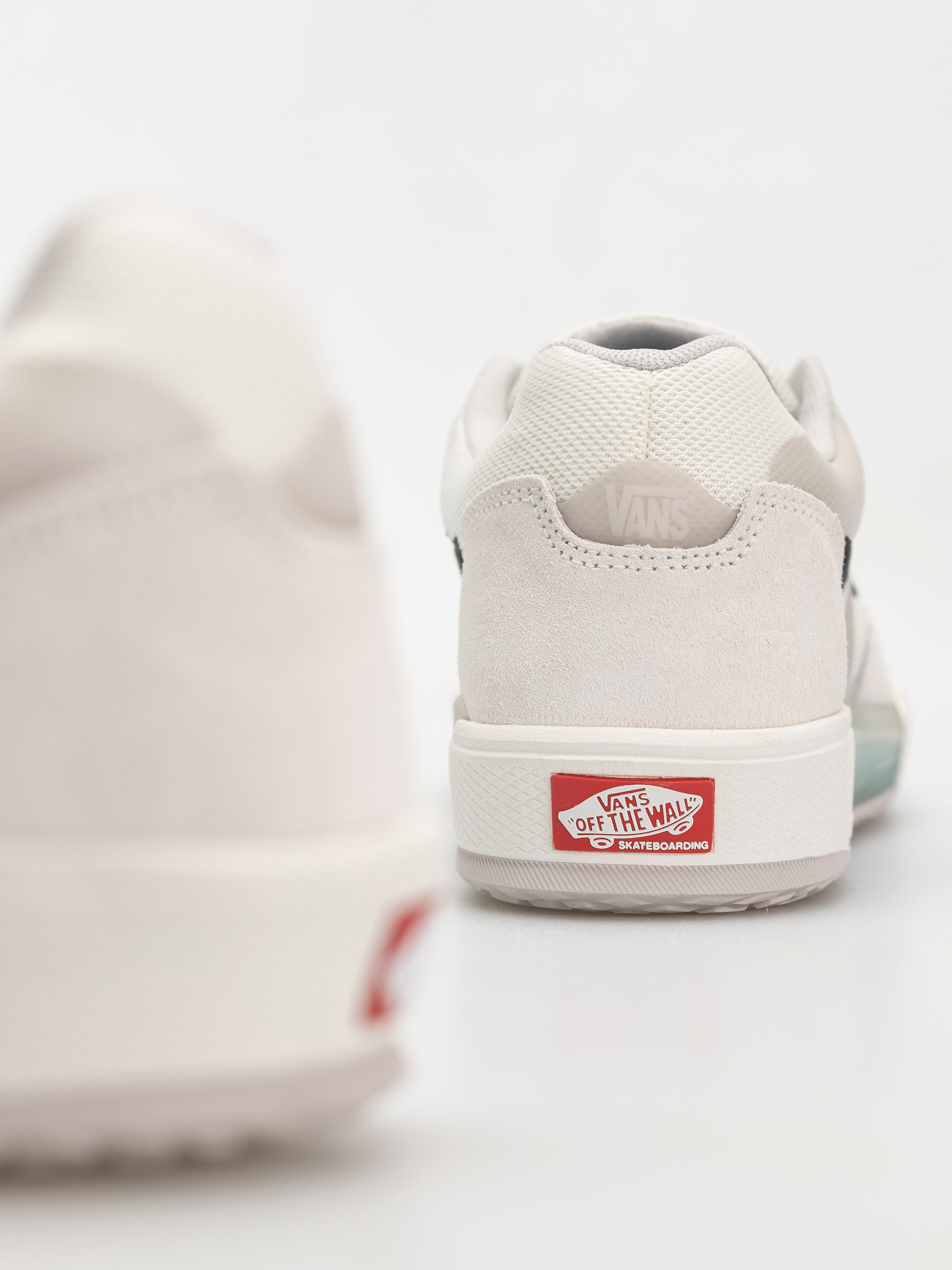 Vans Skate Ave 2.0 Cipők (blanc/black)