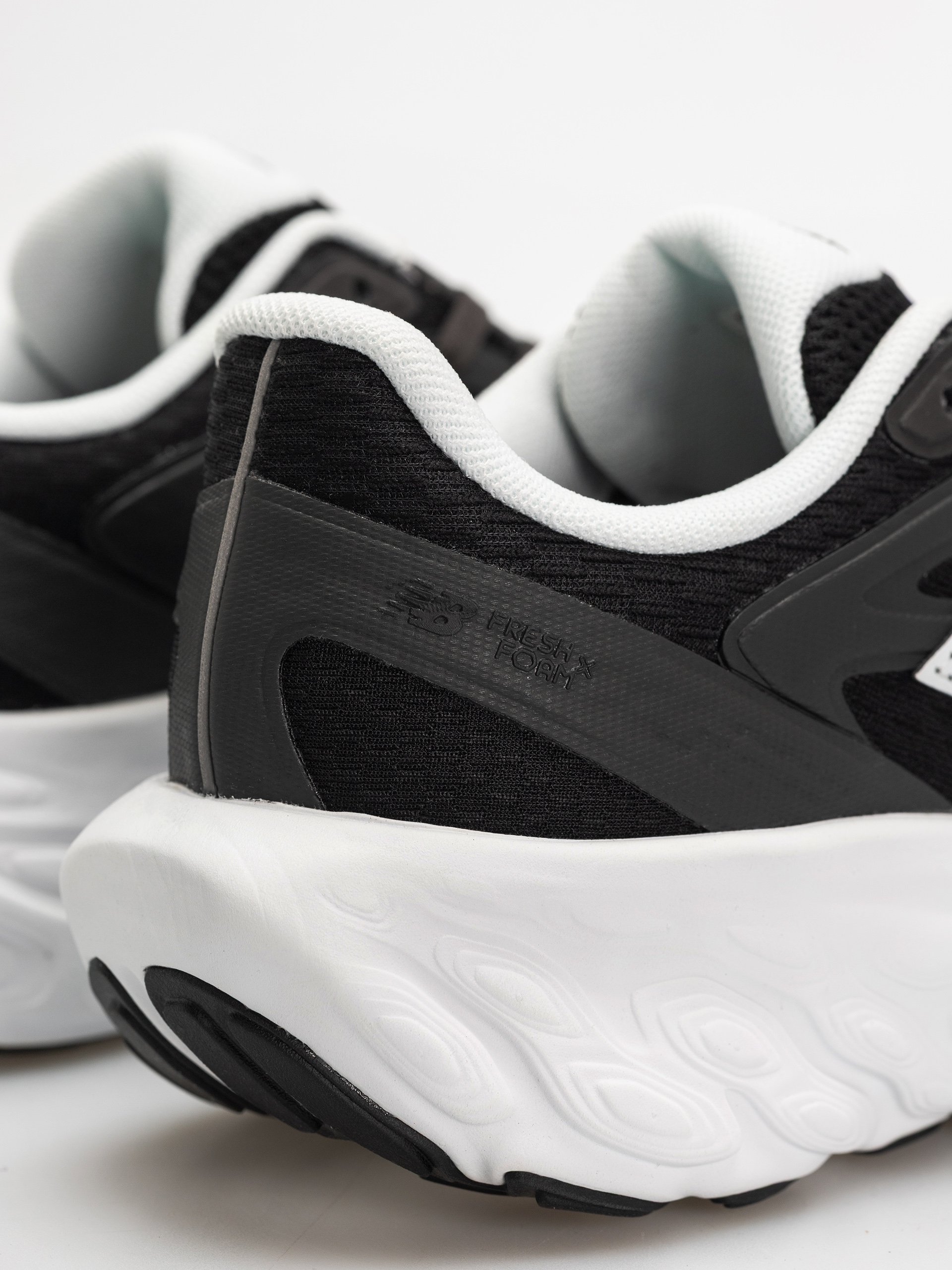 Cipők New Balance TRN (black/white)