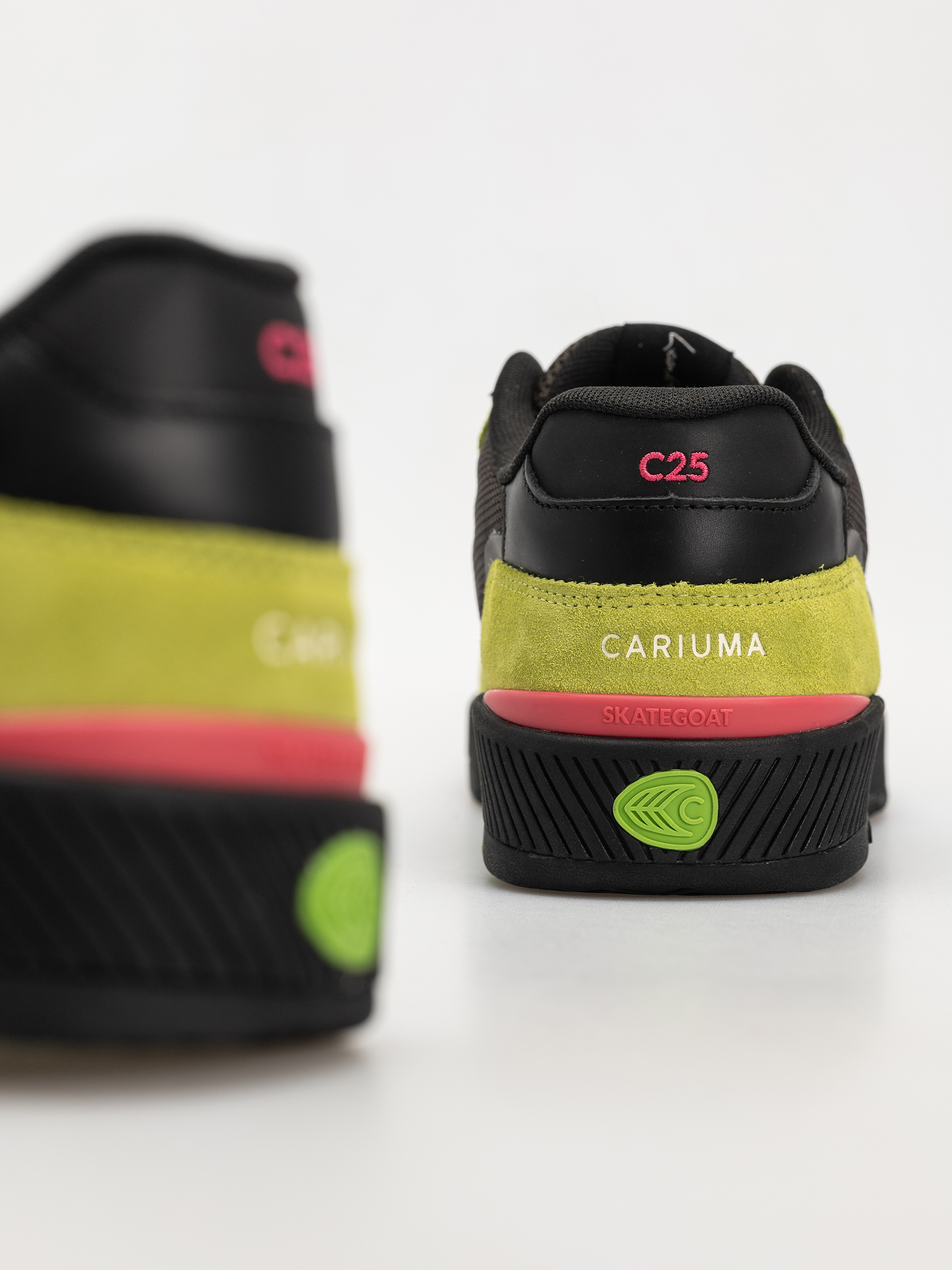 Cariuma Skategoat C25 Pro Cipők (lime green suede black mesh ivory logo pink)