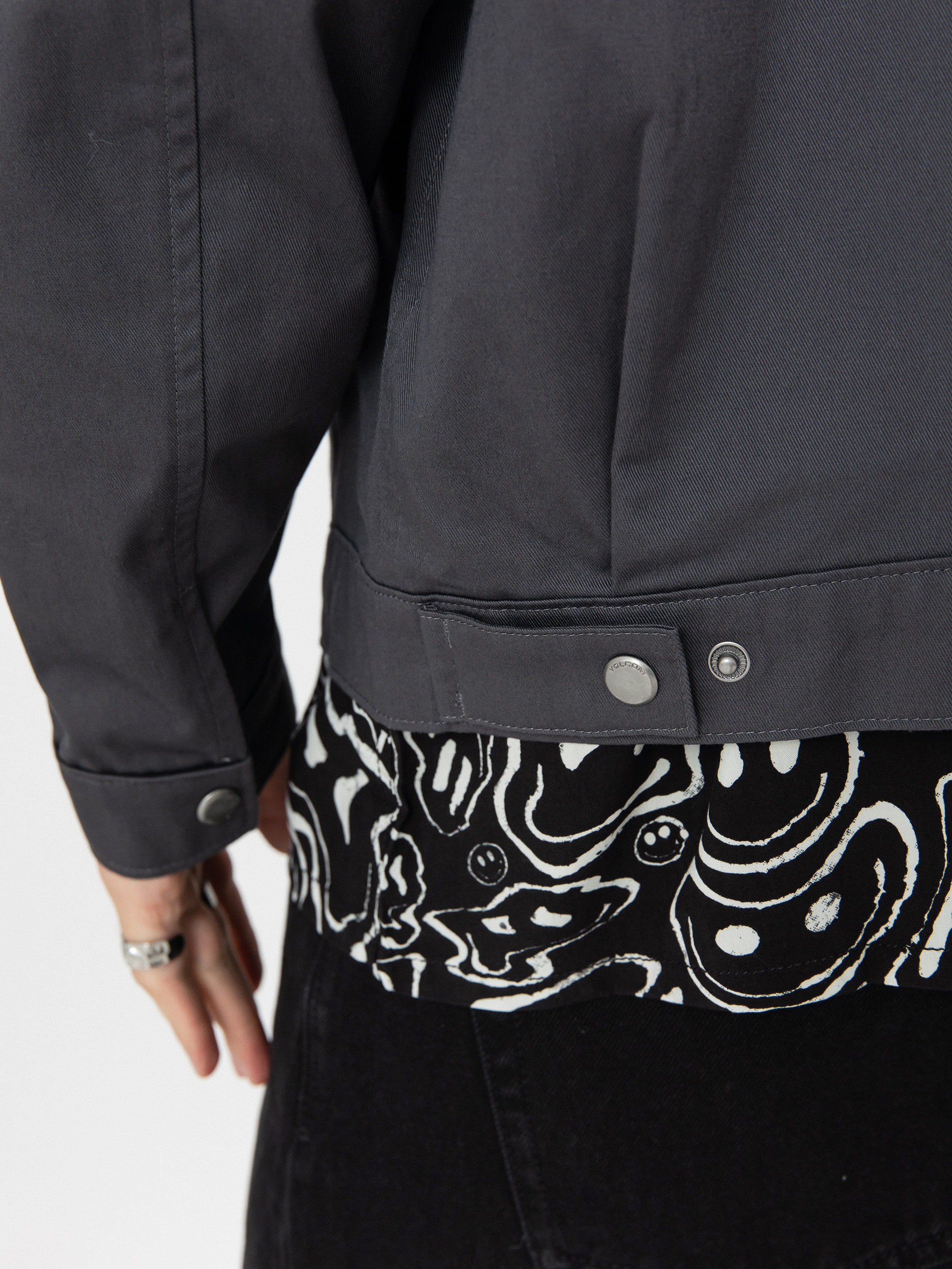 Dzseki Volcom Voider (asphalt black)