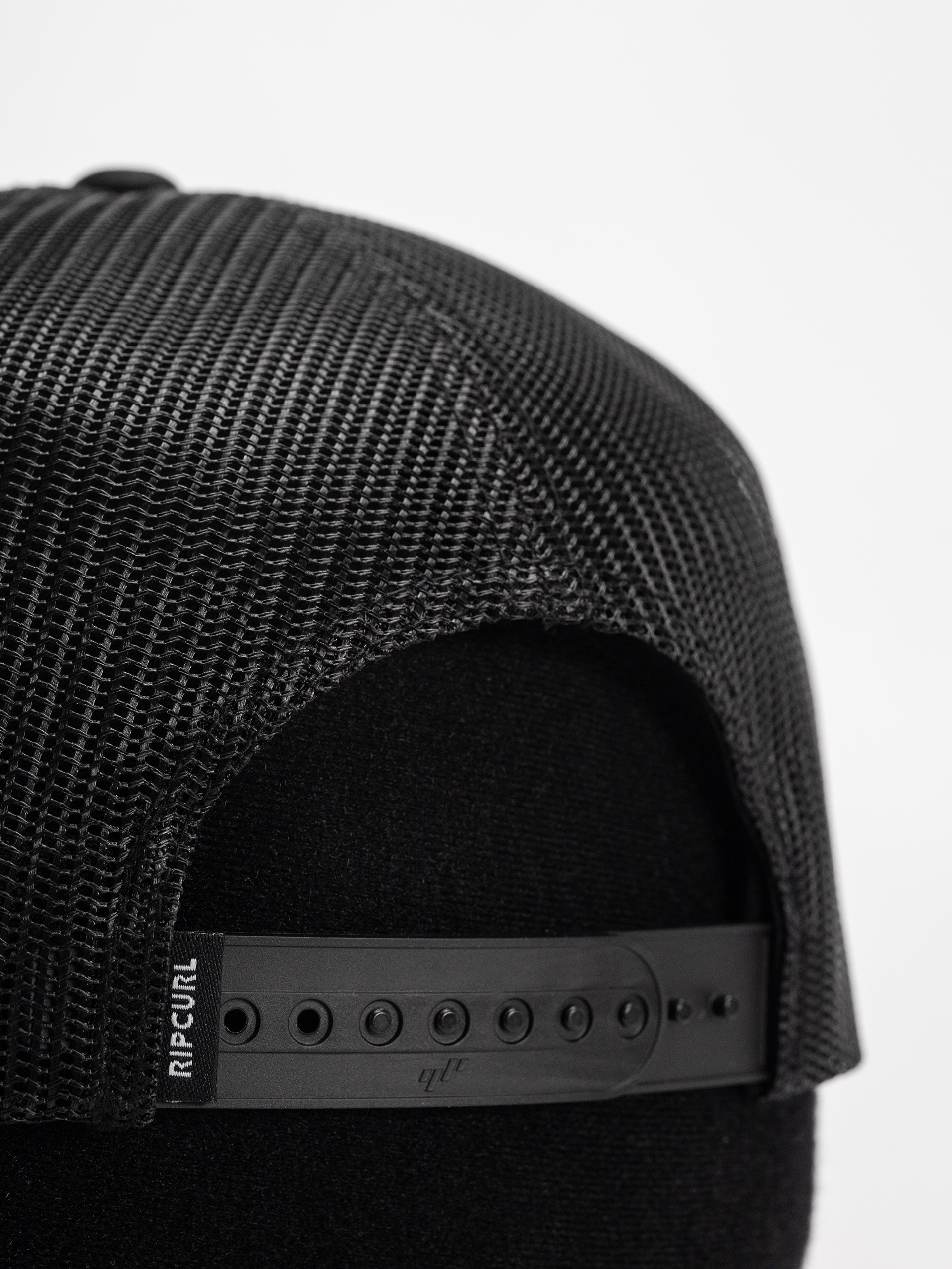 Baseball sapka Rip Curl Custom Curve Trucker (black)