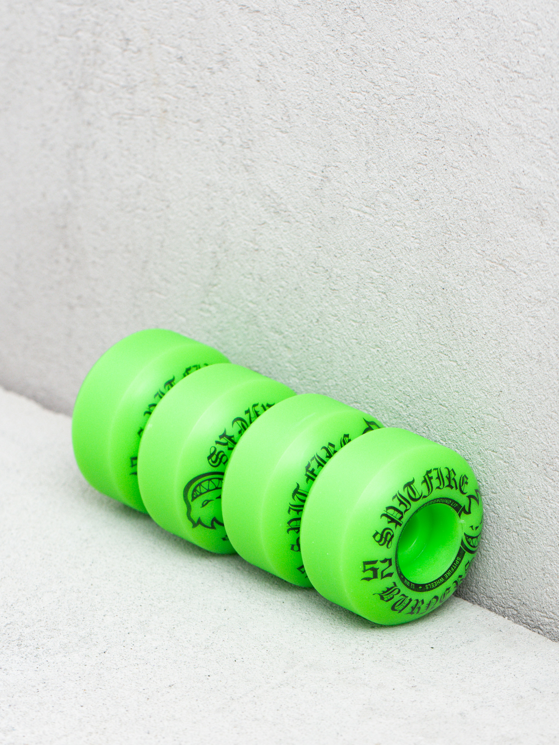 Spitfire 99D Burners Gördeszka kerék (green/black)