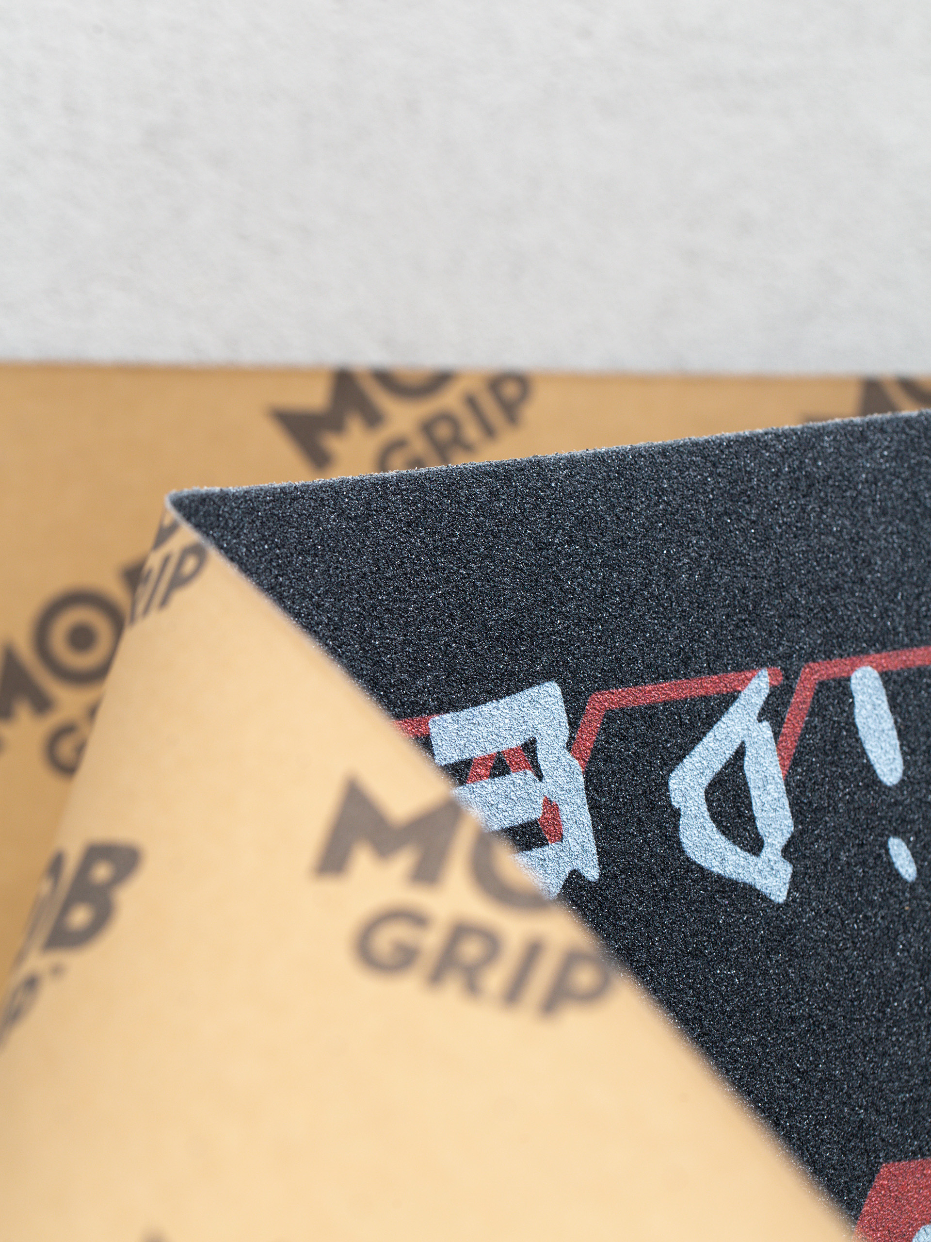 Mob Skateboards Thrasher Gonz Mag Smirgli (black)