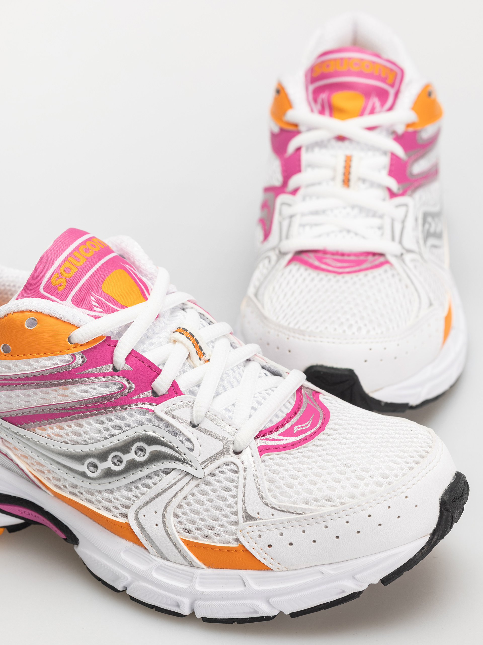 Saucony Ride Millennium Cipők (white/multi)