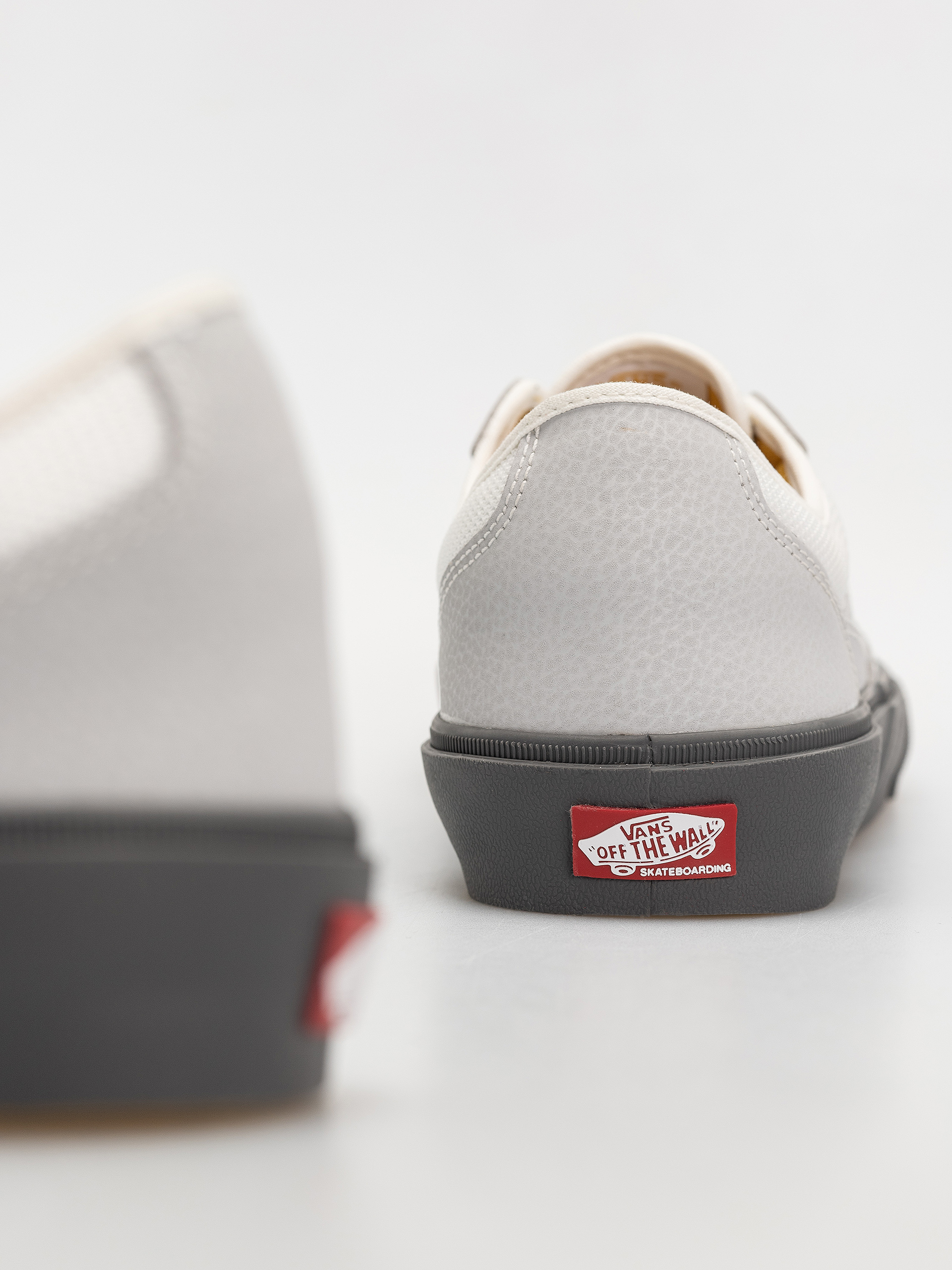 Cipők Vans Skate Curren Caples (grey)