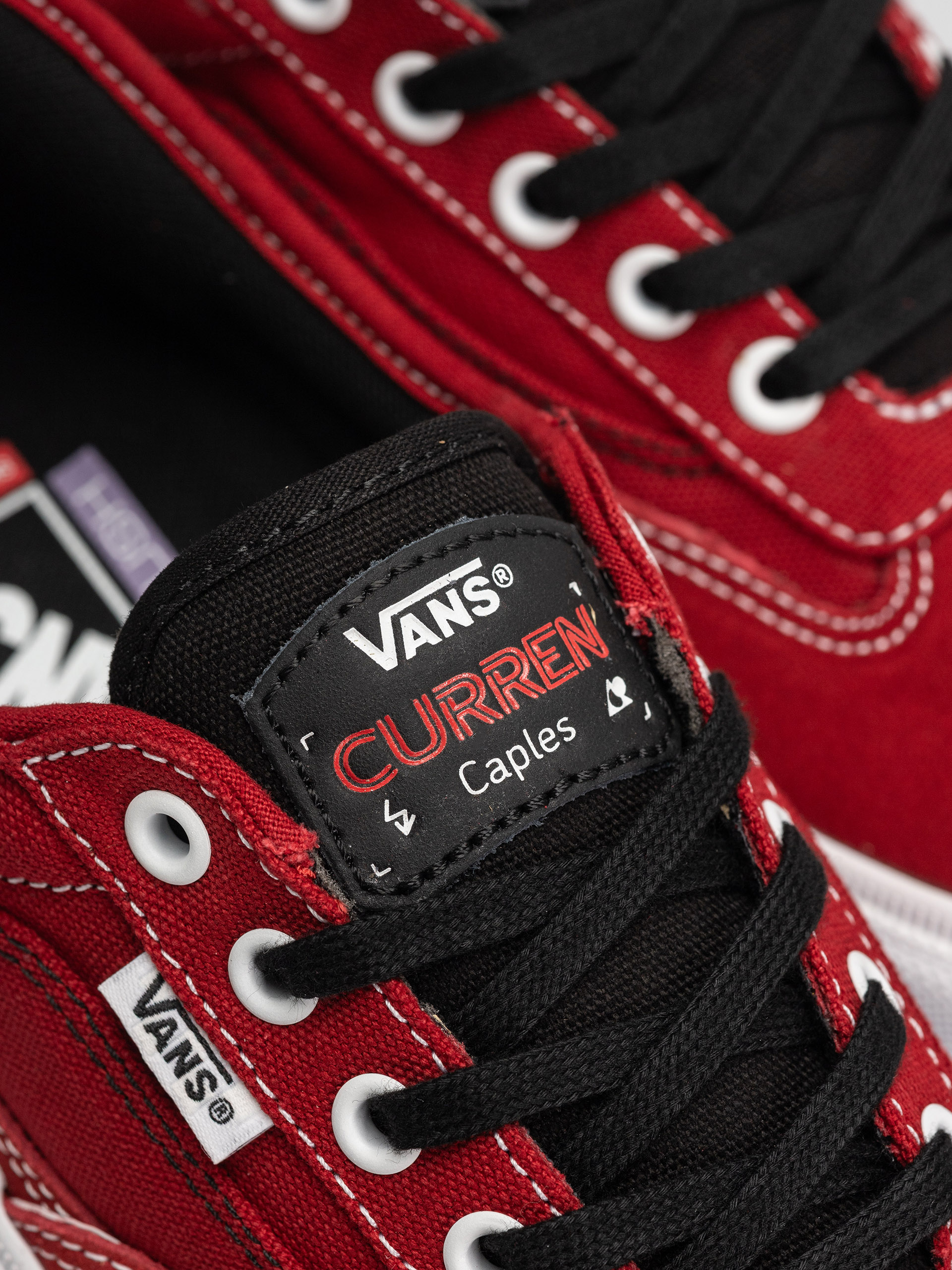 Cipők Vans Skate Curren Caples (red/white)