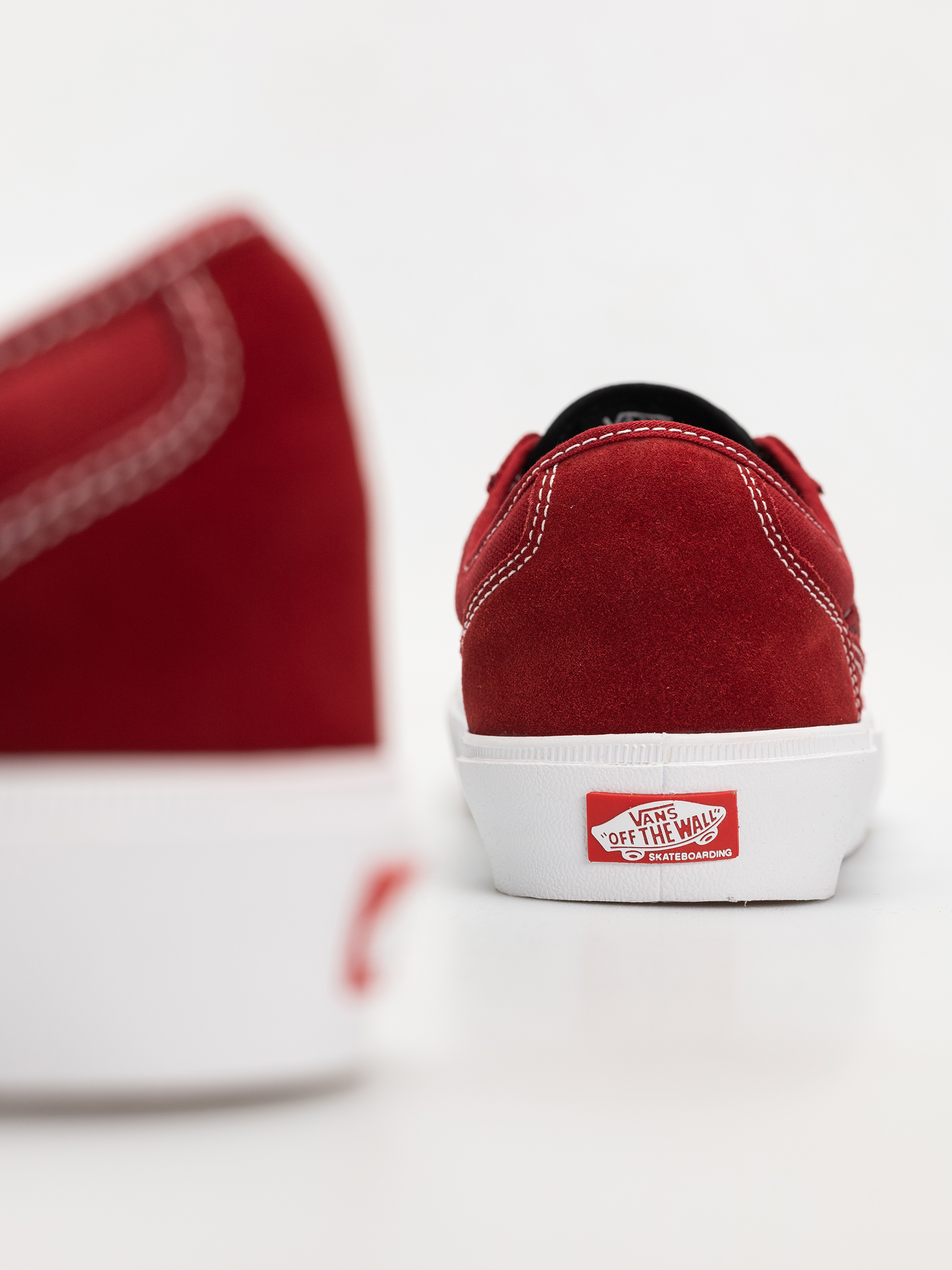 Cipők Vans Skate Curren Caples (red/white)