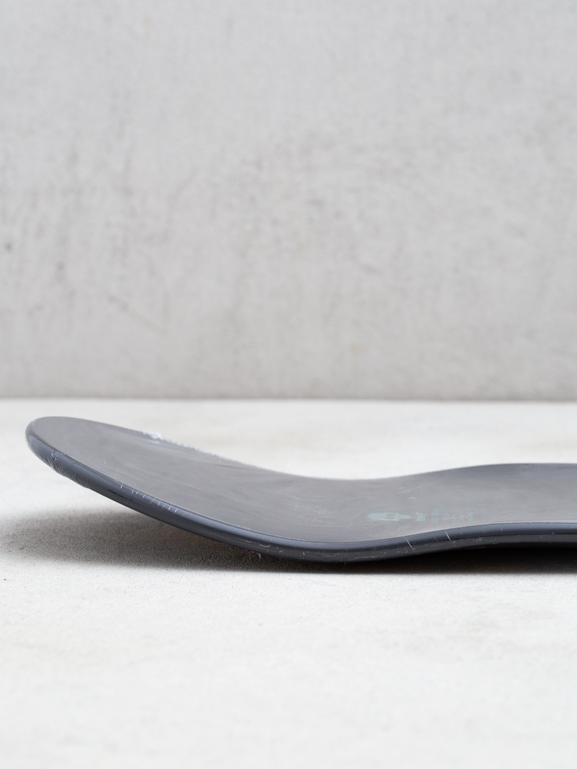 Gördeszka lap Zero Burleigh Chrome (all black)