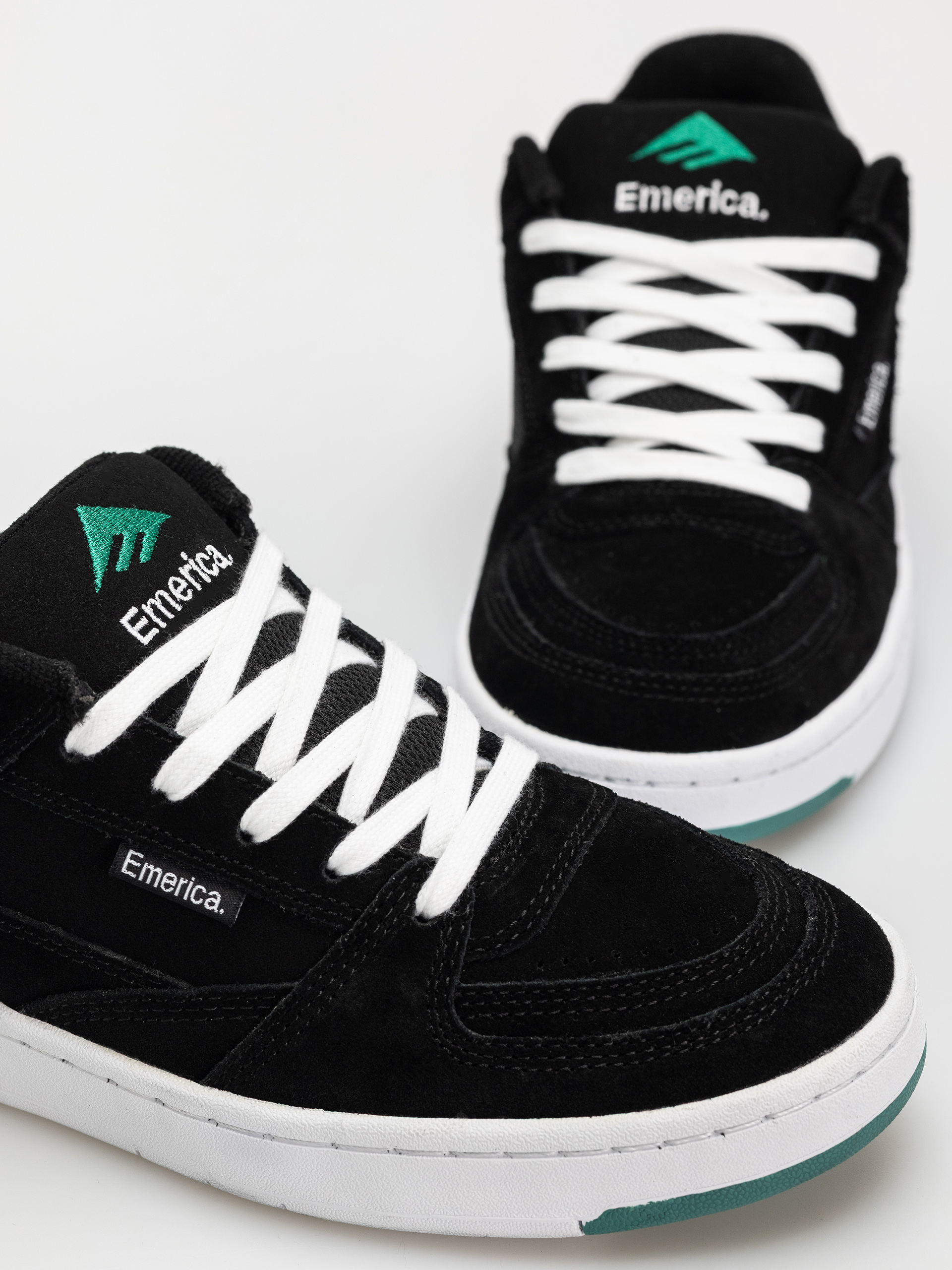 Emerica Mute Cipők (black)