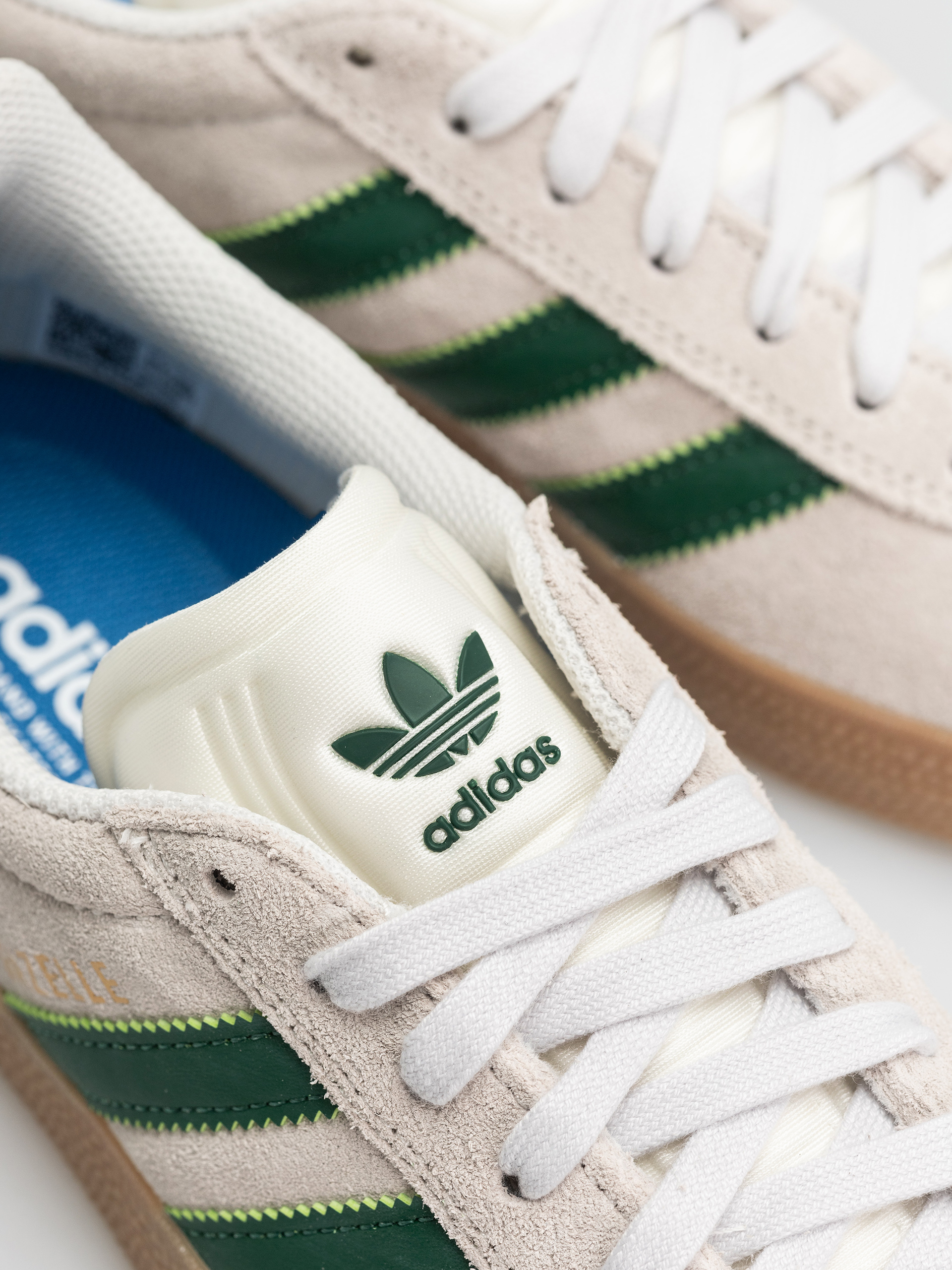 adidas Gazelle ADV Cipők (crywht/crywht/gum4)