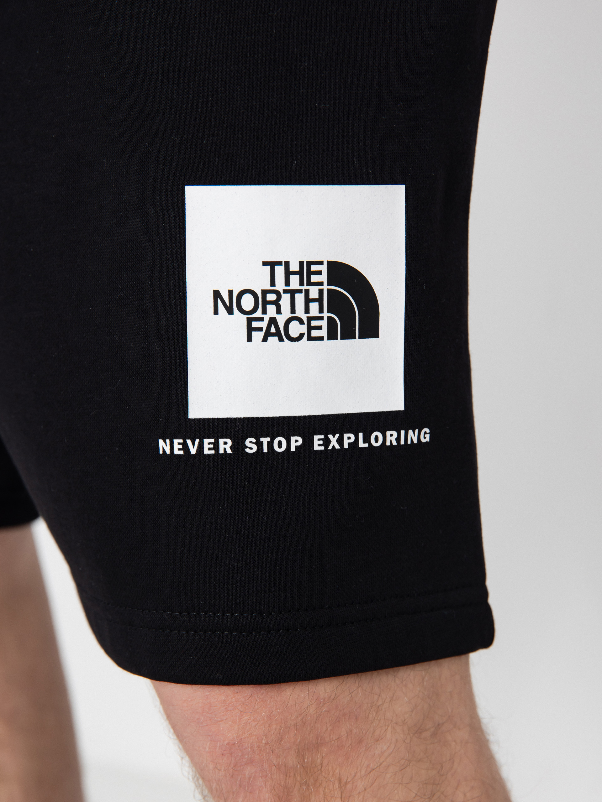 The North Face Box Nse Regular Rövidnadrág (tnf black/tnf white)