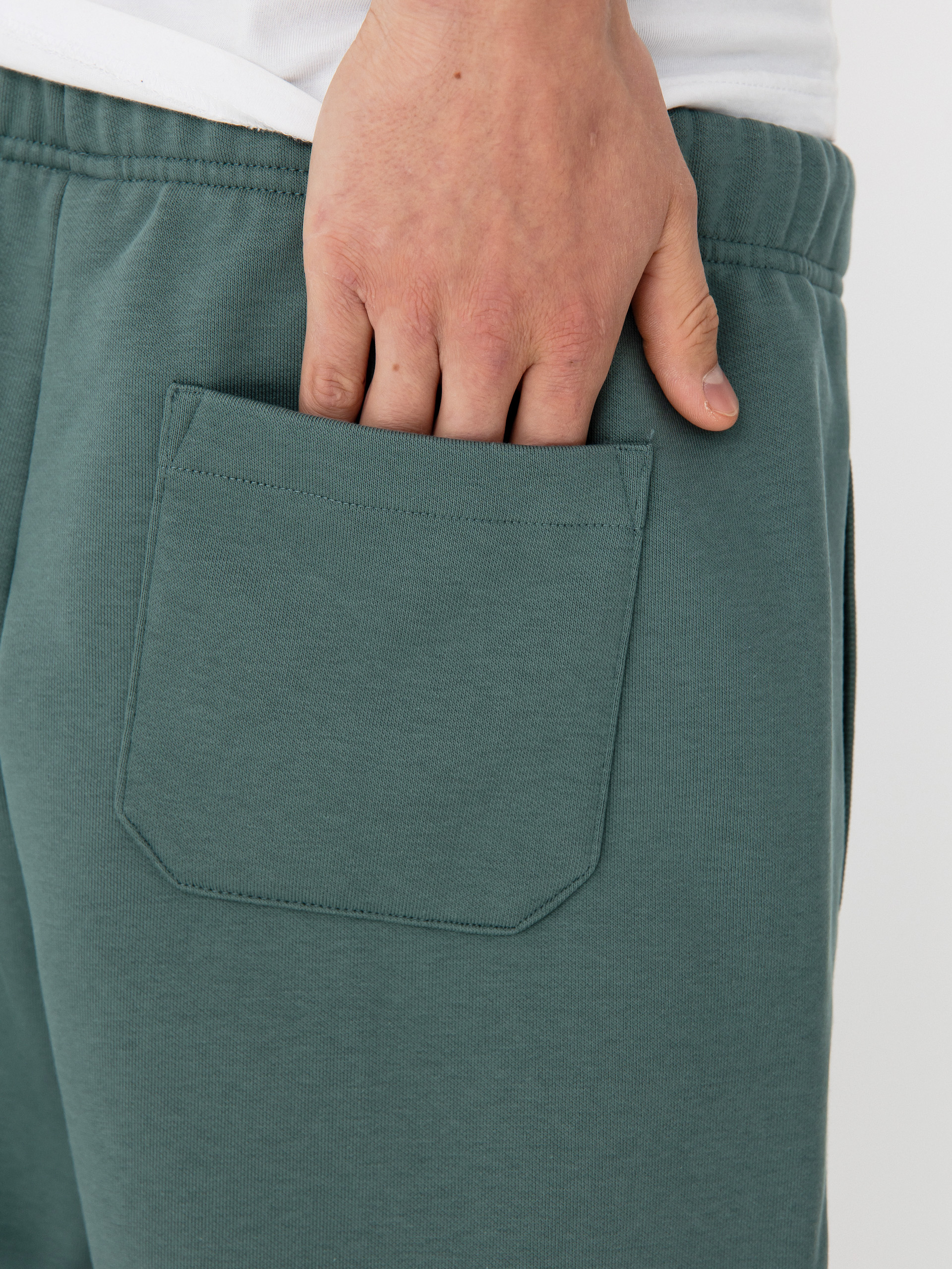 Rövidnadrág Carhartt WIP Chase (silver pine/gold)