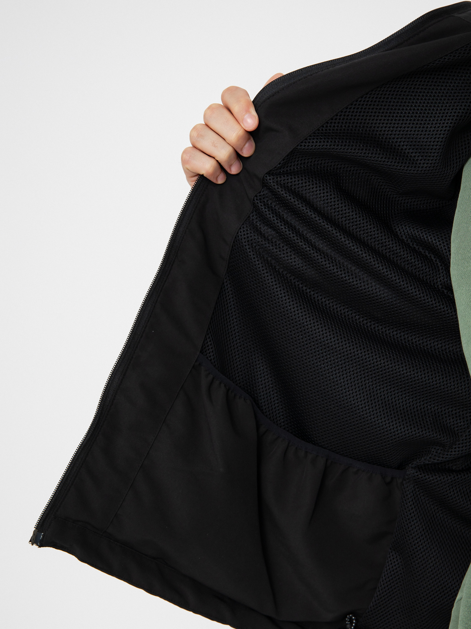 Carhartt WIP Irwin Dzseki (black)