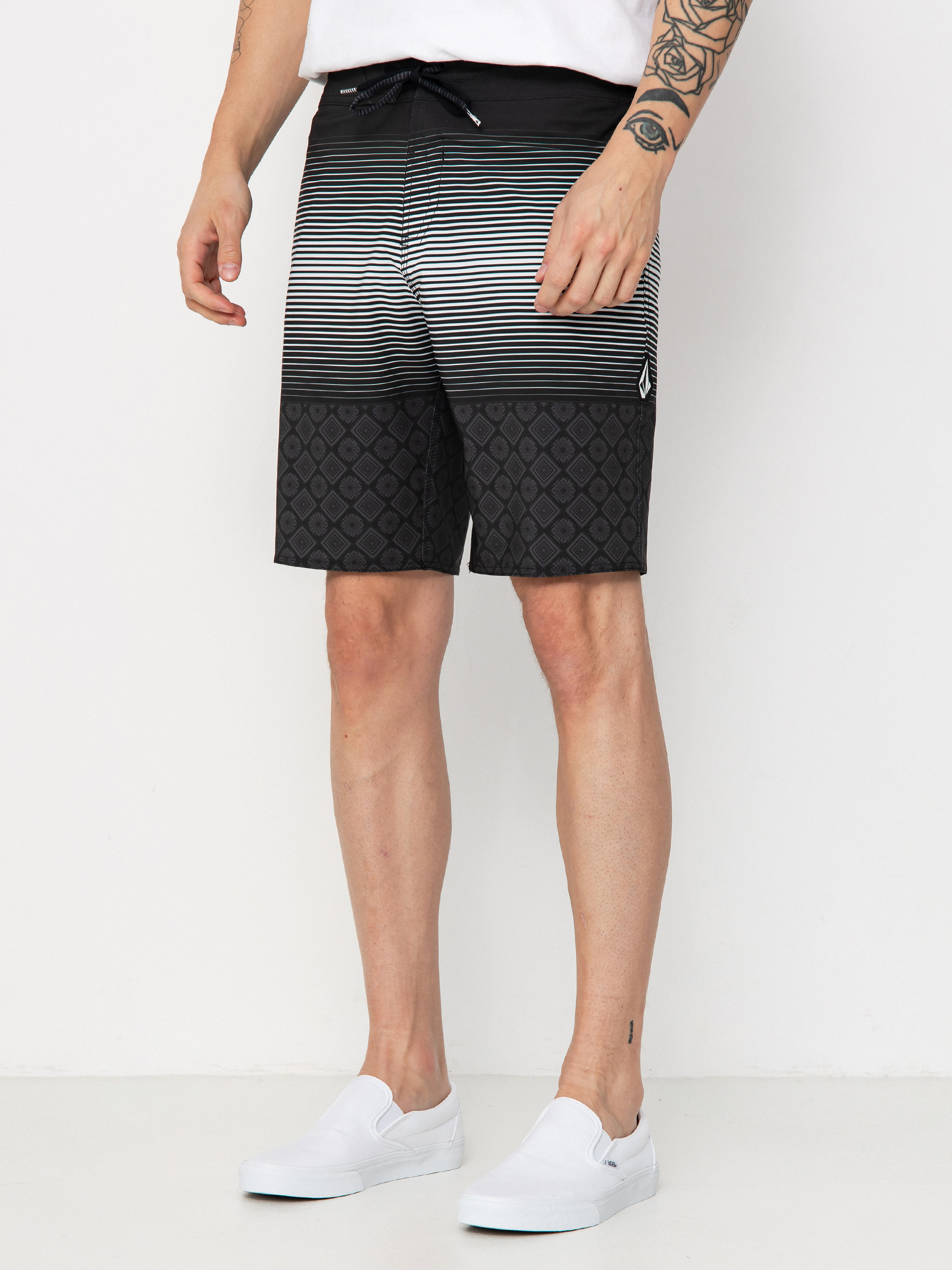 Volcom Lido Stripe Mod 20 Boardshort (black)