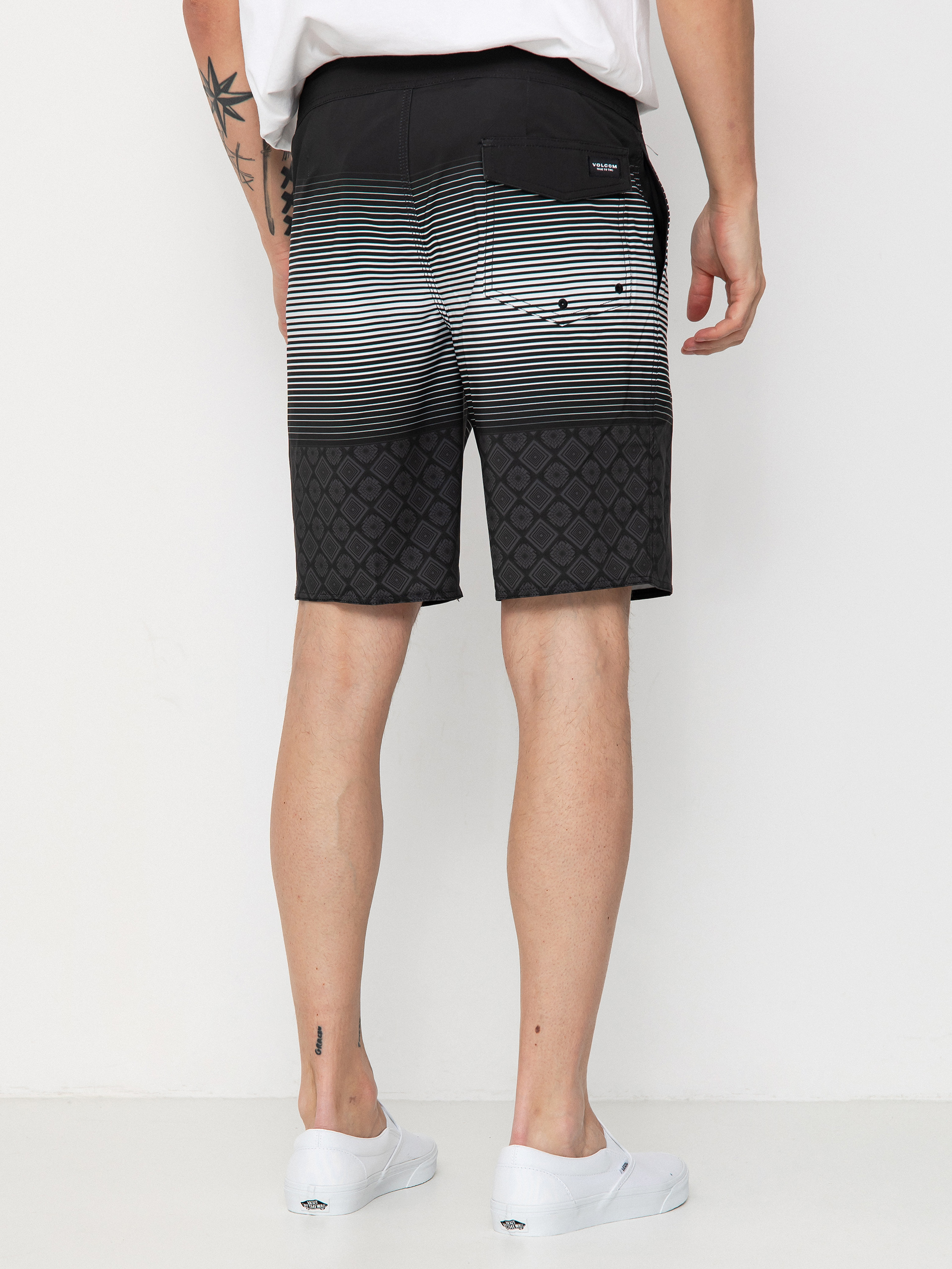 Volcom Lido Stripe Mod 20 Boardshort (black)