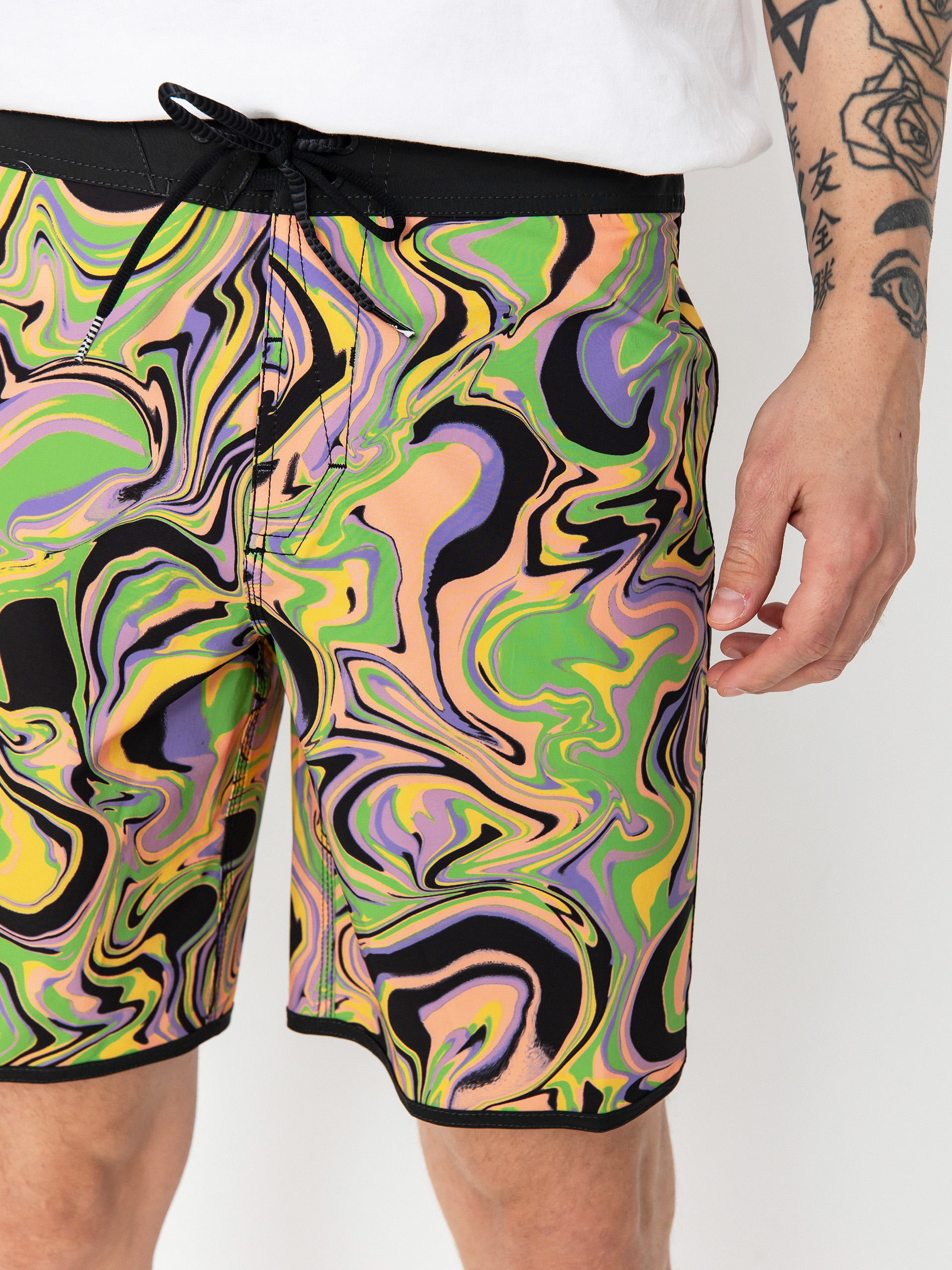 Volcom Infuse Scallop Mod 19 Boardshort (steel purple)