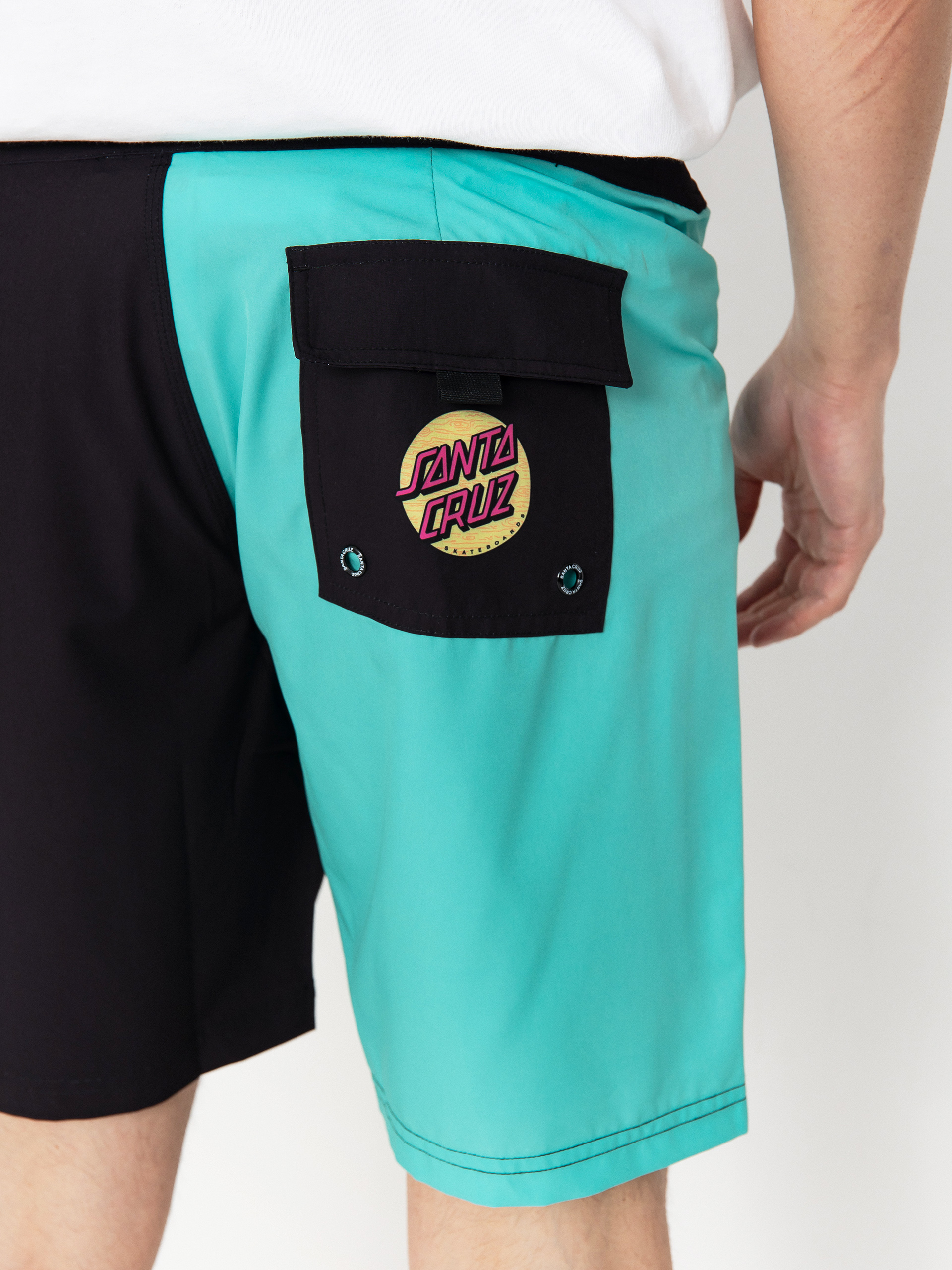 Santa Cruz Johnson Beast Wagon Boardshort (black/pool blue)
