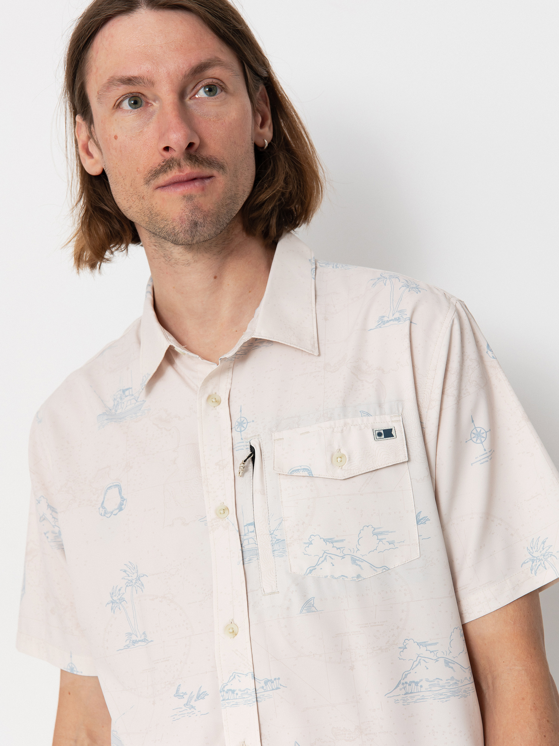 Ing Salty Crew Helmsman Uv Button Up (oyster)