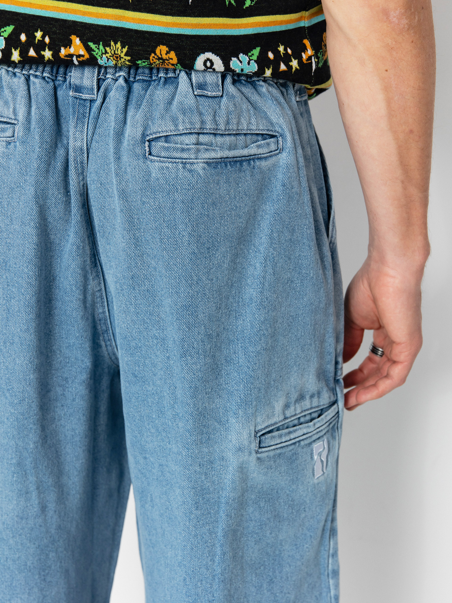 Kisnadrág Poetic Collective Painter (light denim wash)