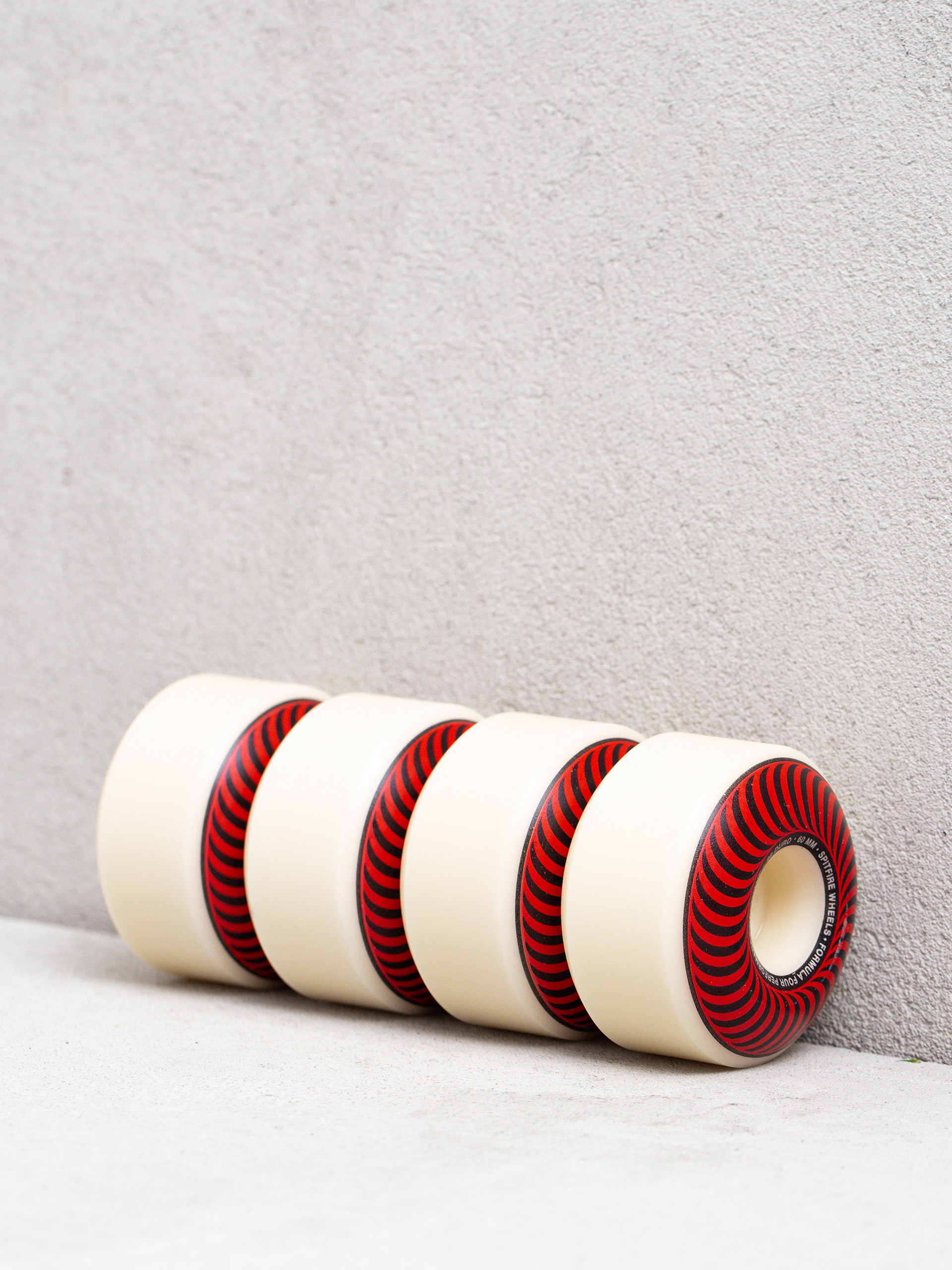 Spitfire F4 99D Classic Gördeszka kerék (red/bronze)