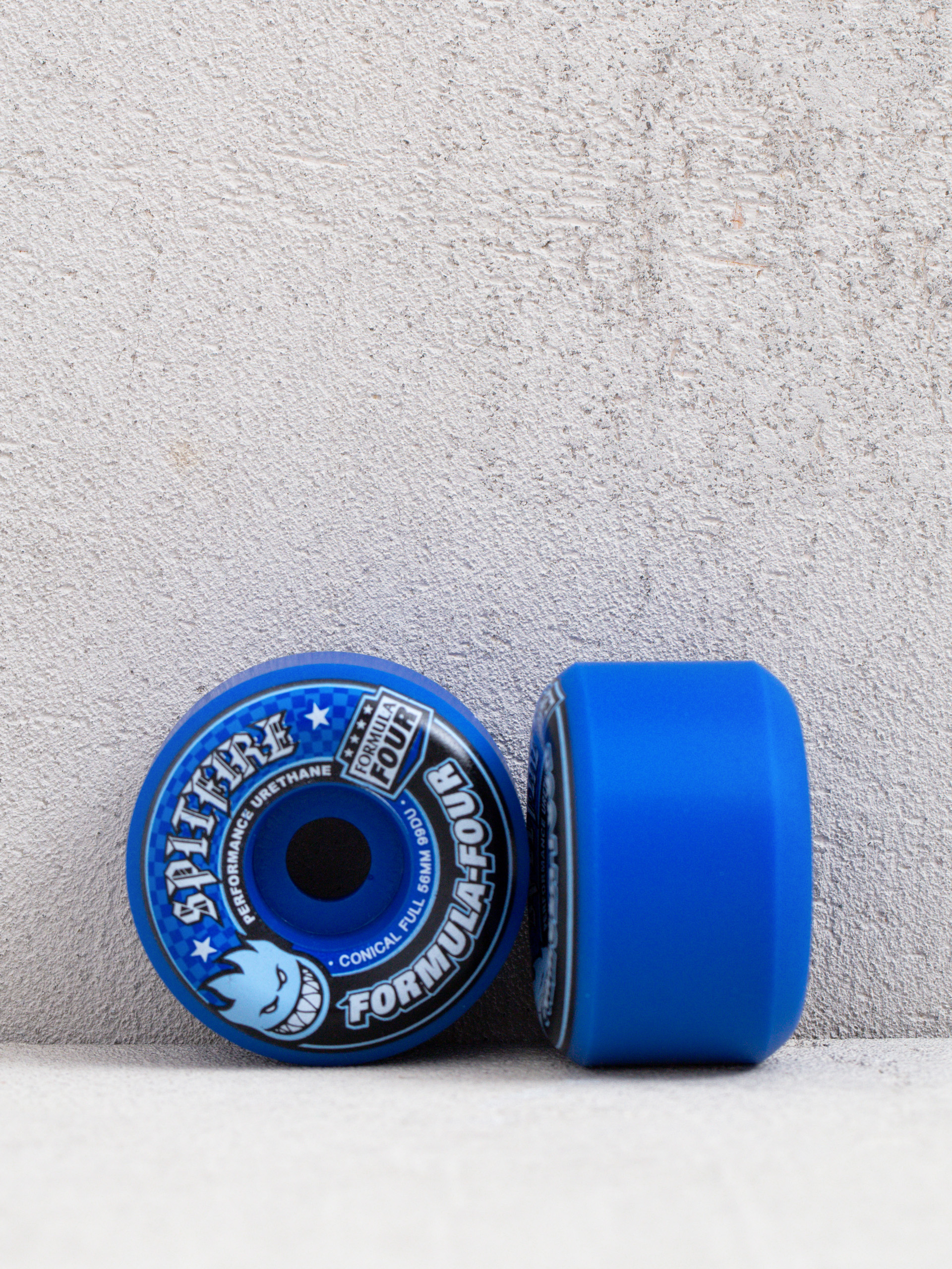 Spitfire F4 99D Conical Full Gördeszka kerék (blue)