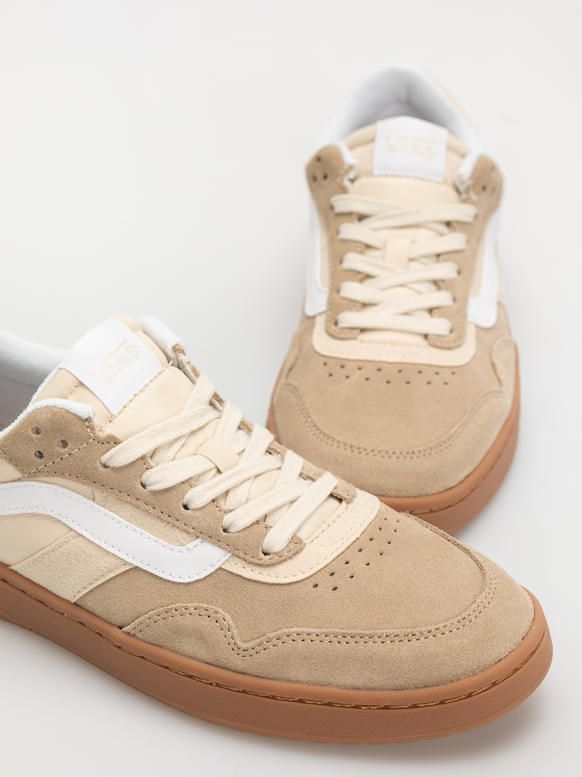 Vans Cruze 3.0 Cipők (khaki/gum)