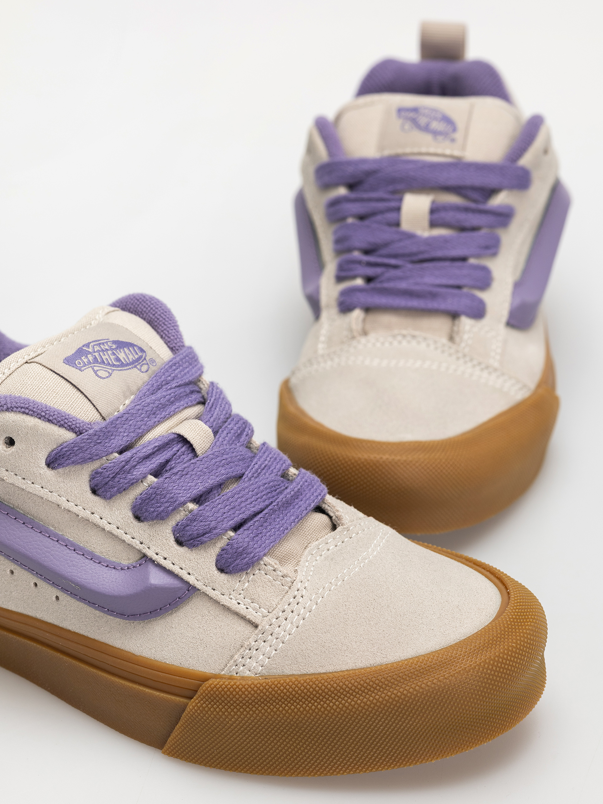 Vans Knu Skool Cipők (gum silver lining)