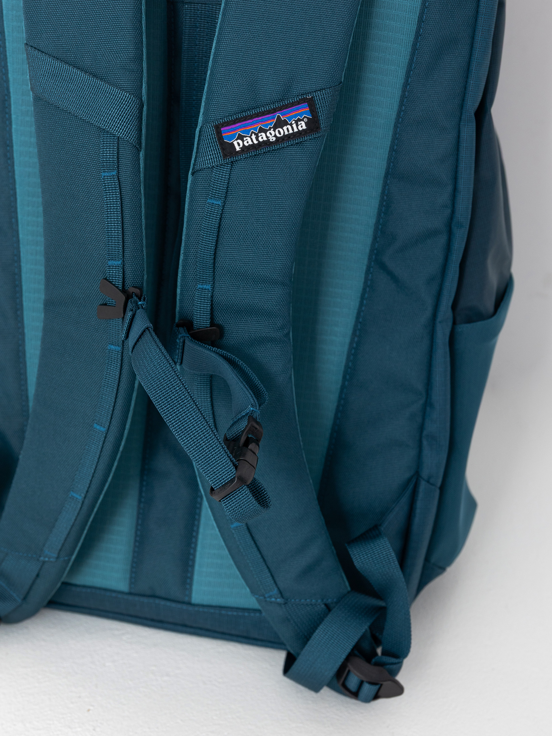 Hátizsák Patagonia Black Hole Pack 32L (tidal teal)