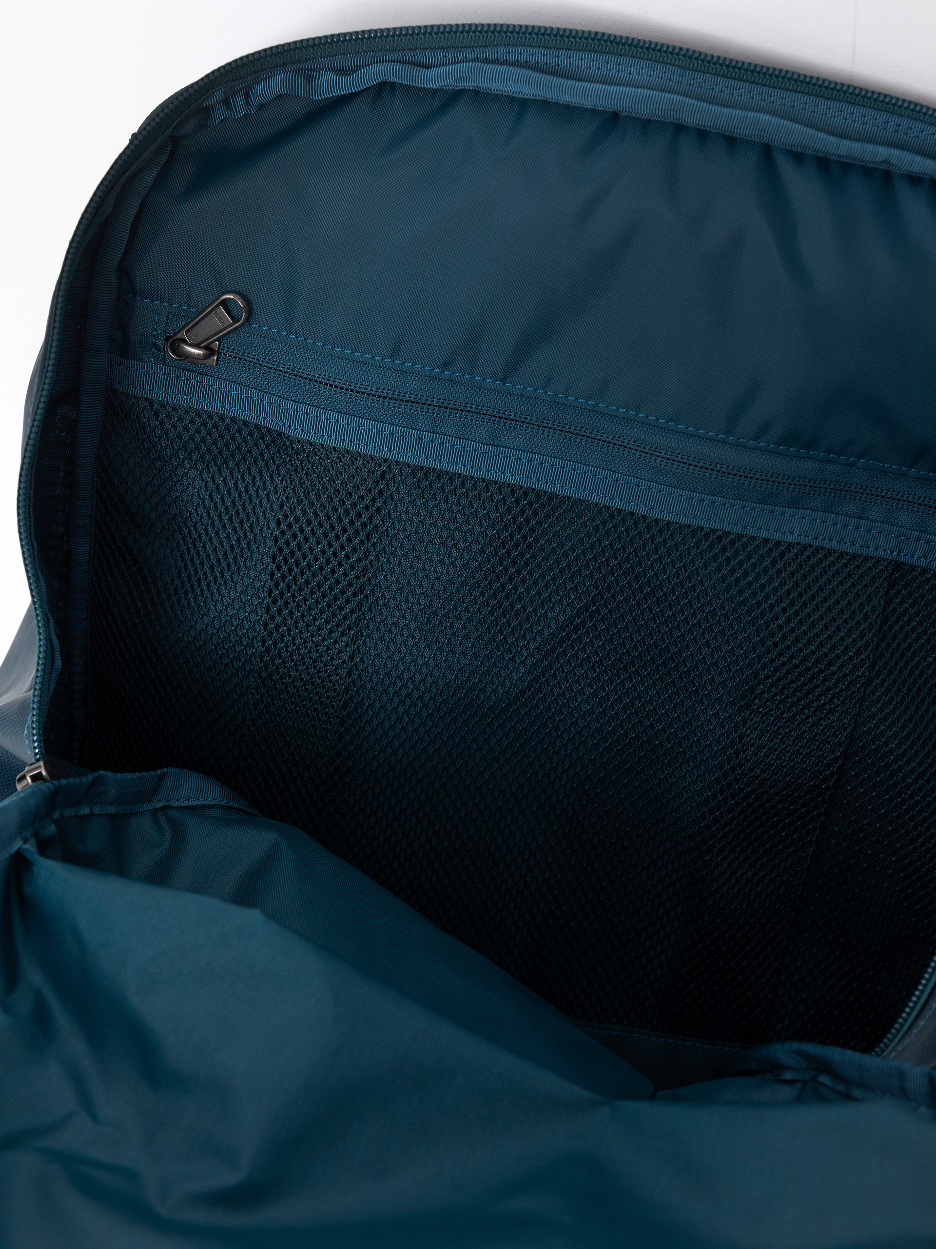 Hátizsák Patagonia Black Hole Pack 32L (tidal teal)