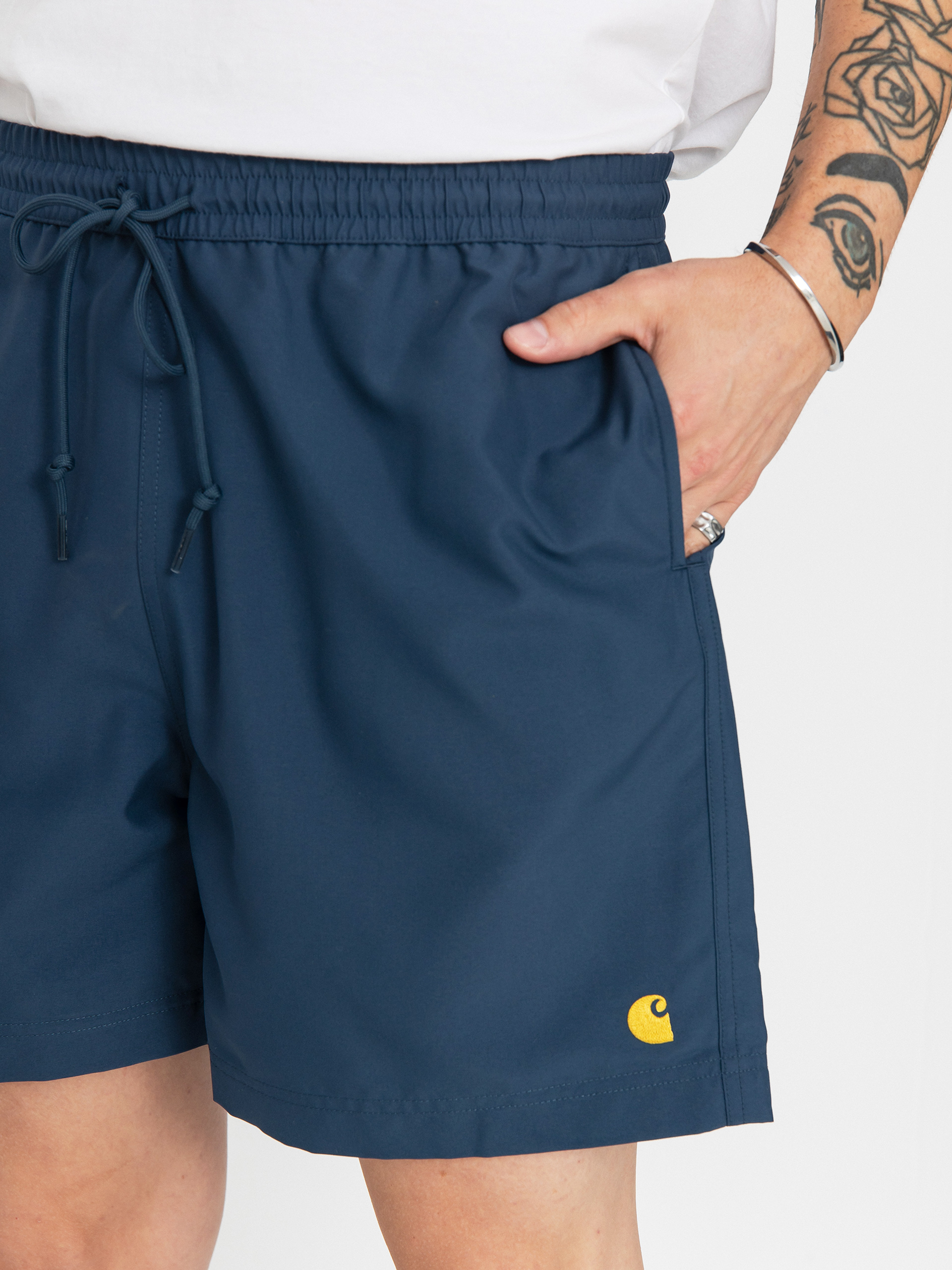 Rövidnadrág Carhartt WIP Chase Swim (dusky blue/gold)