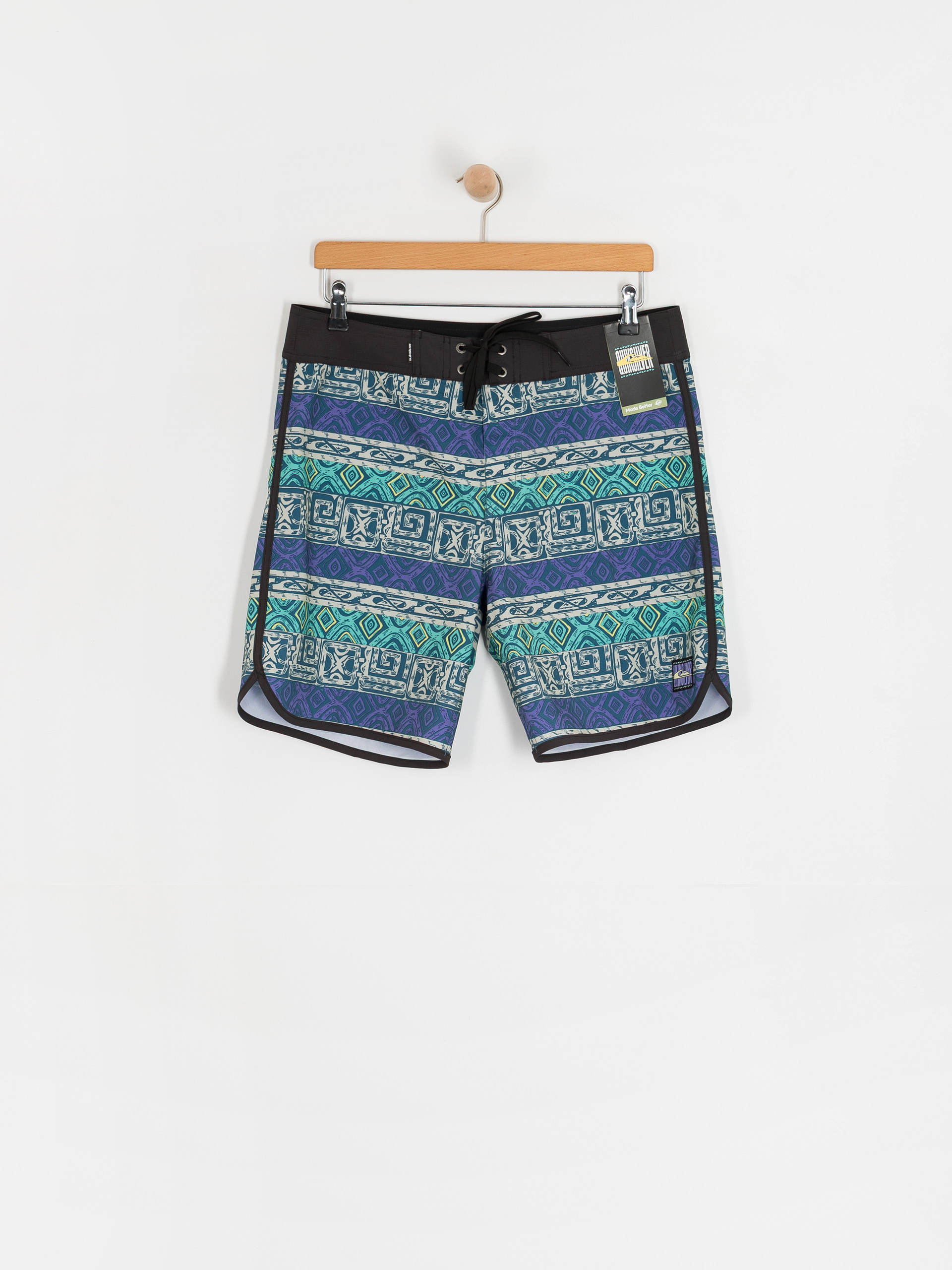 Quiksilver Surfsilk Scallop 18 Boardshort (global heat dusted peri)