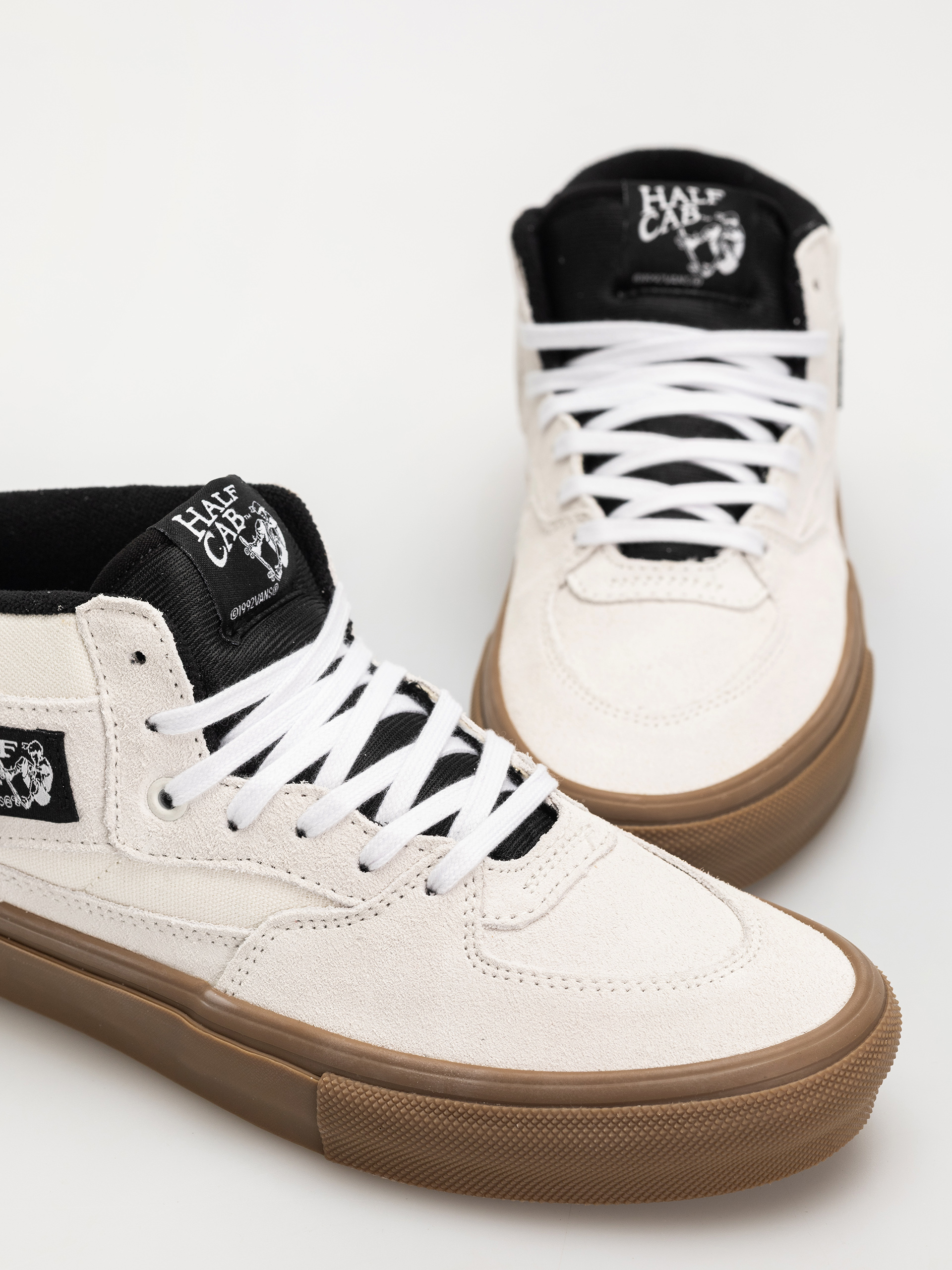 Vans Skate Half Cab Cipők (antique white/gum)