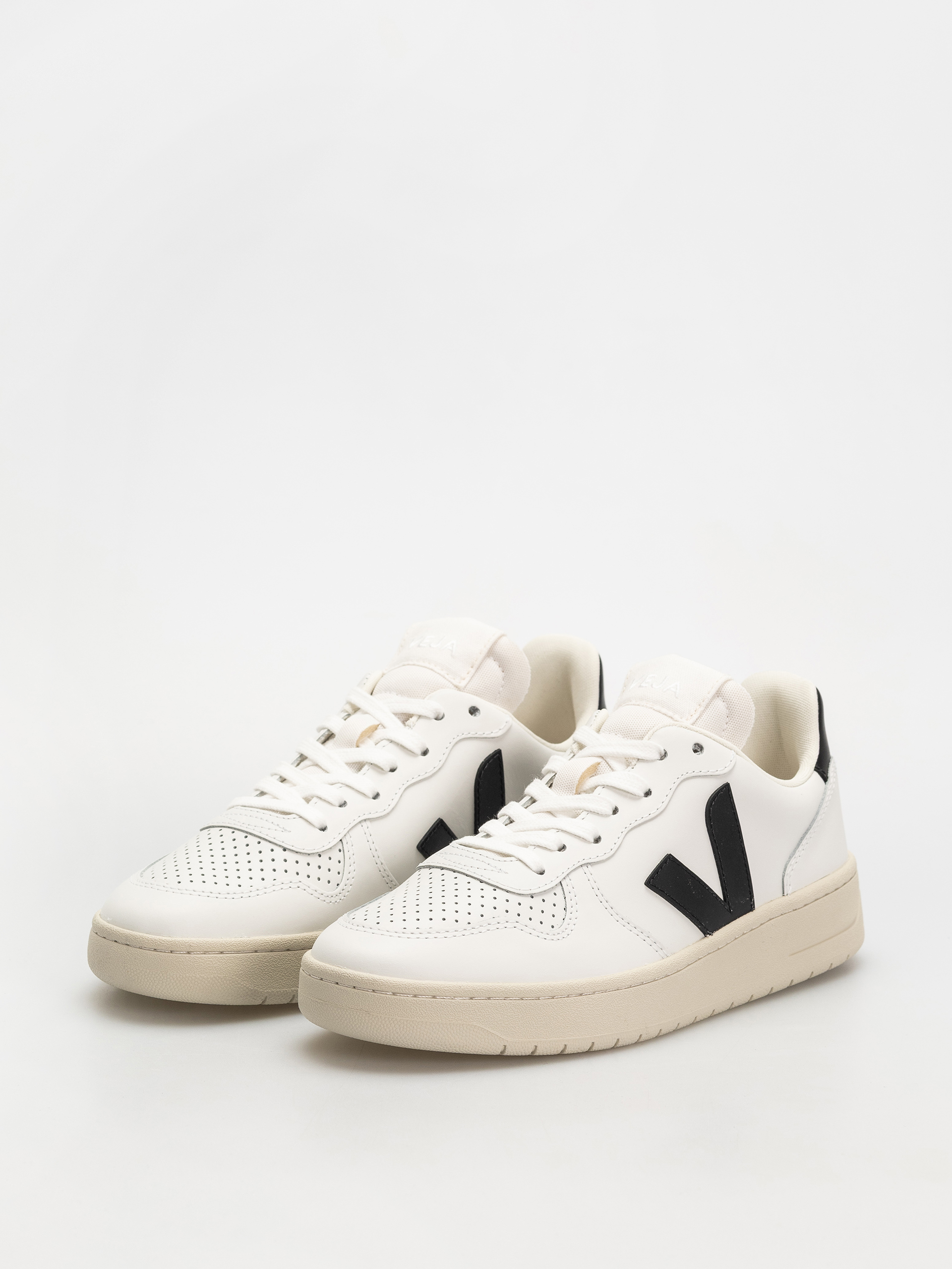 Veja V-10 Cipők Wmn (extra white black)