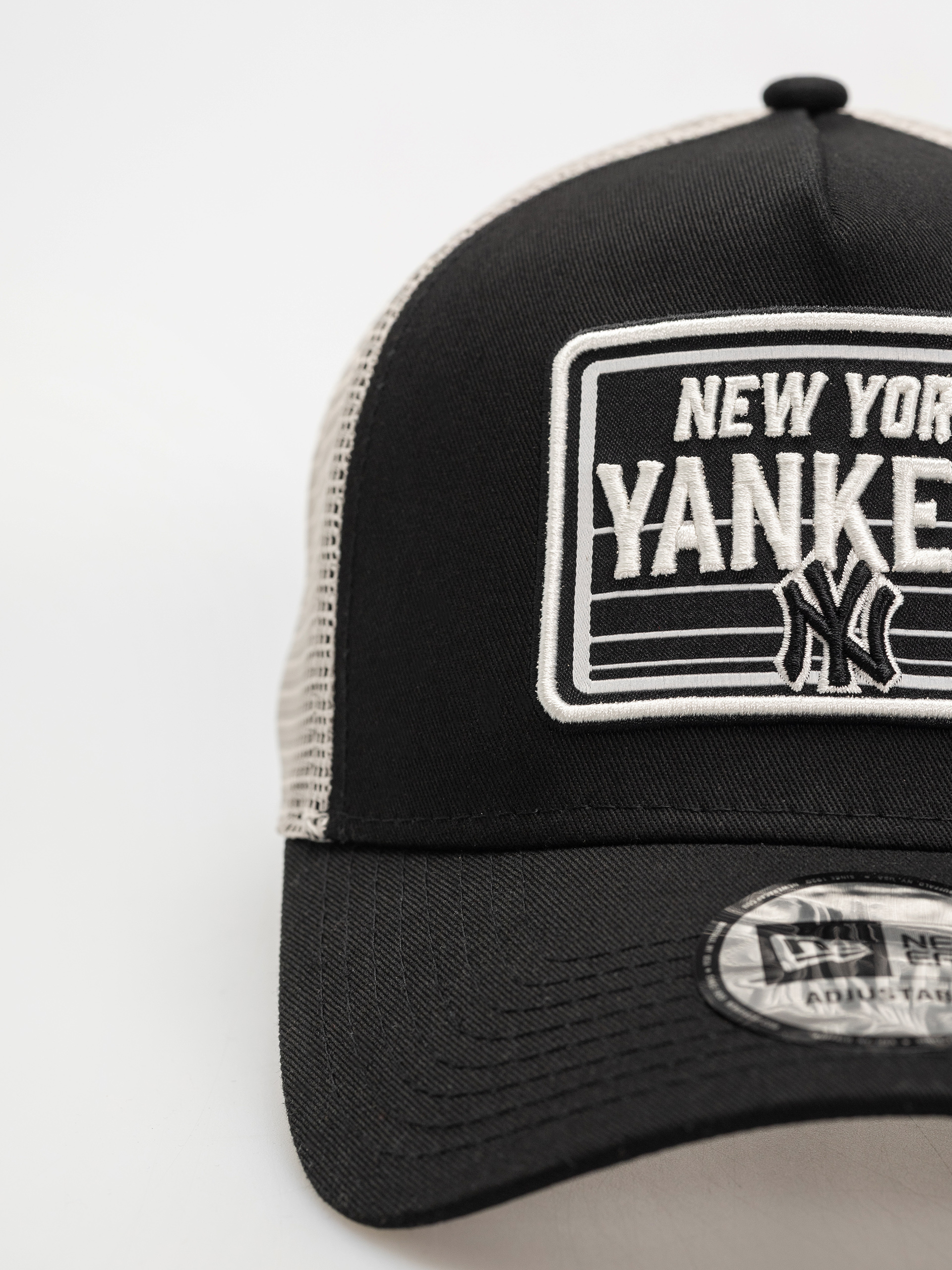 Baseball sapka New Era MLB Patch Trucker New York Yankees (black)