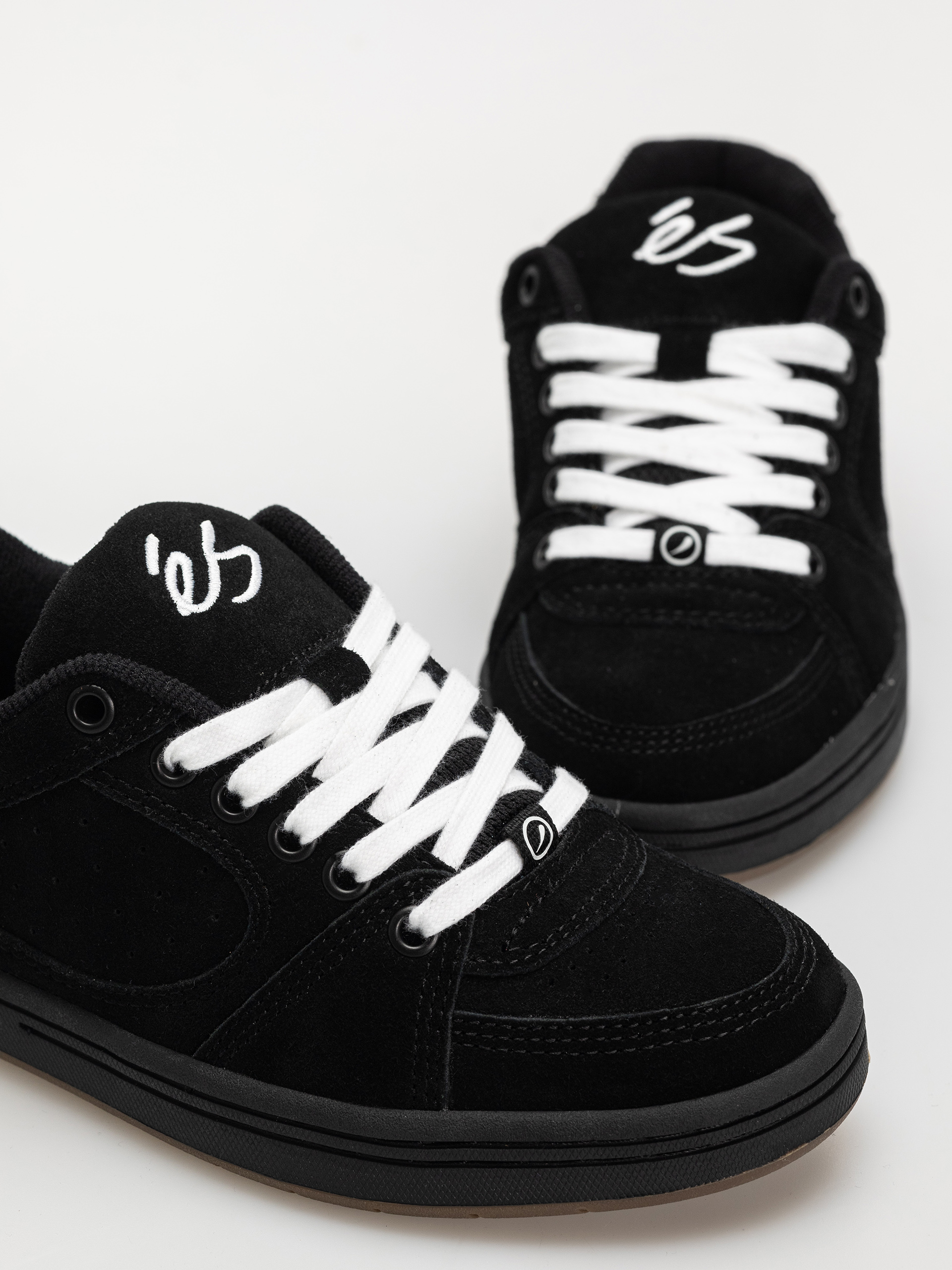 eS Accel Cipők (black)