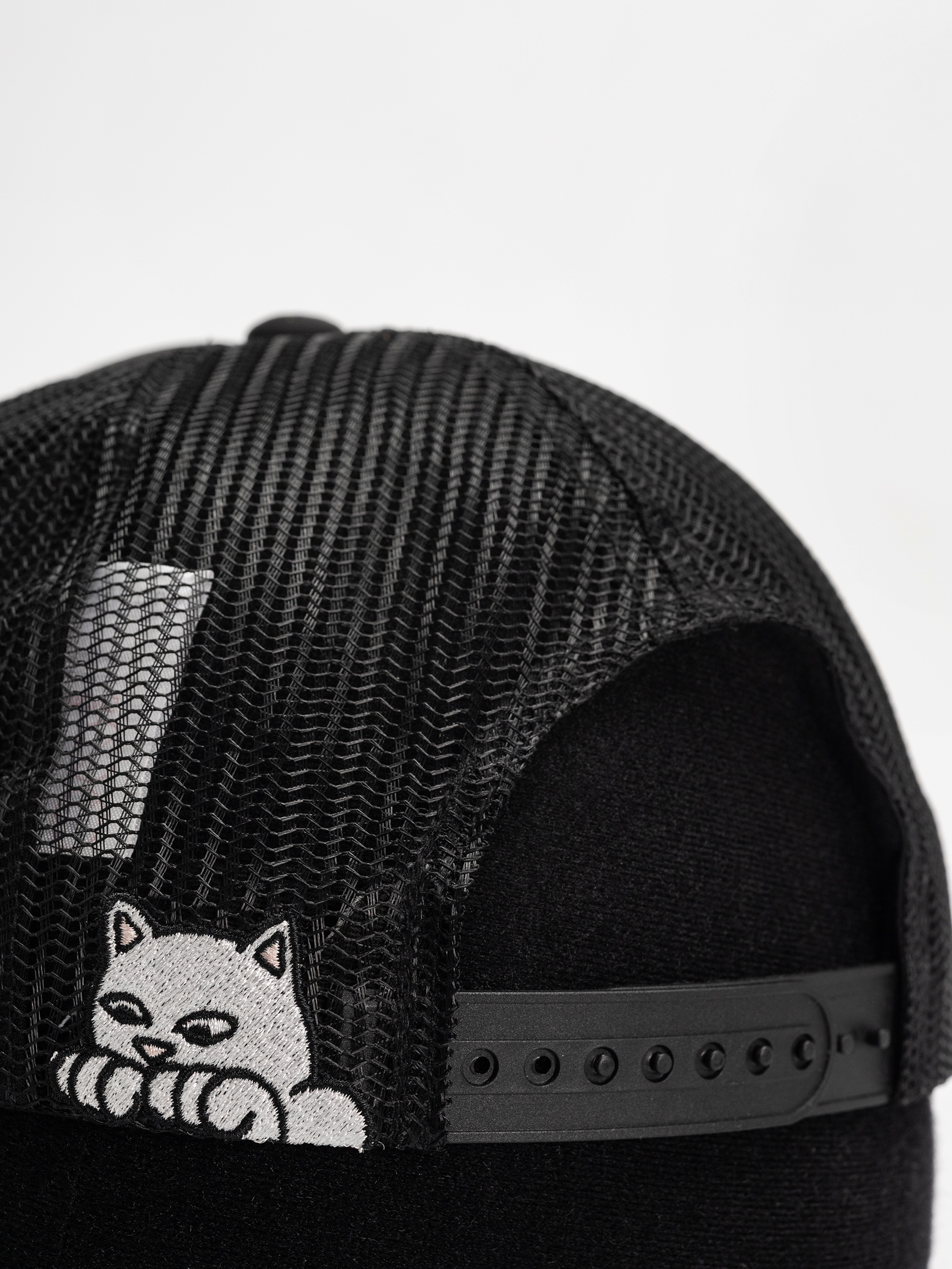 Baseball sapka RipNDip Chroma Trucker (black)