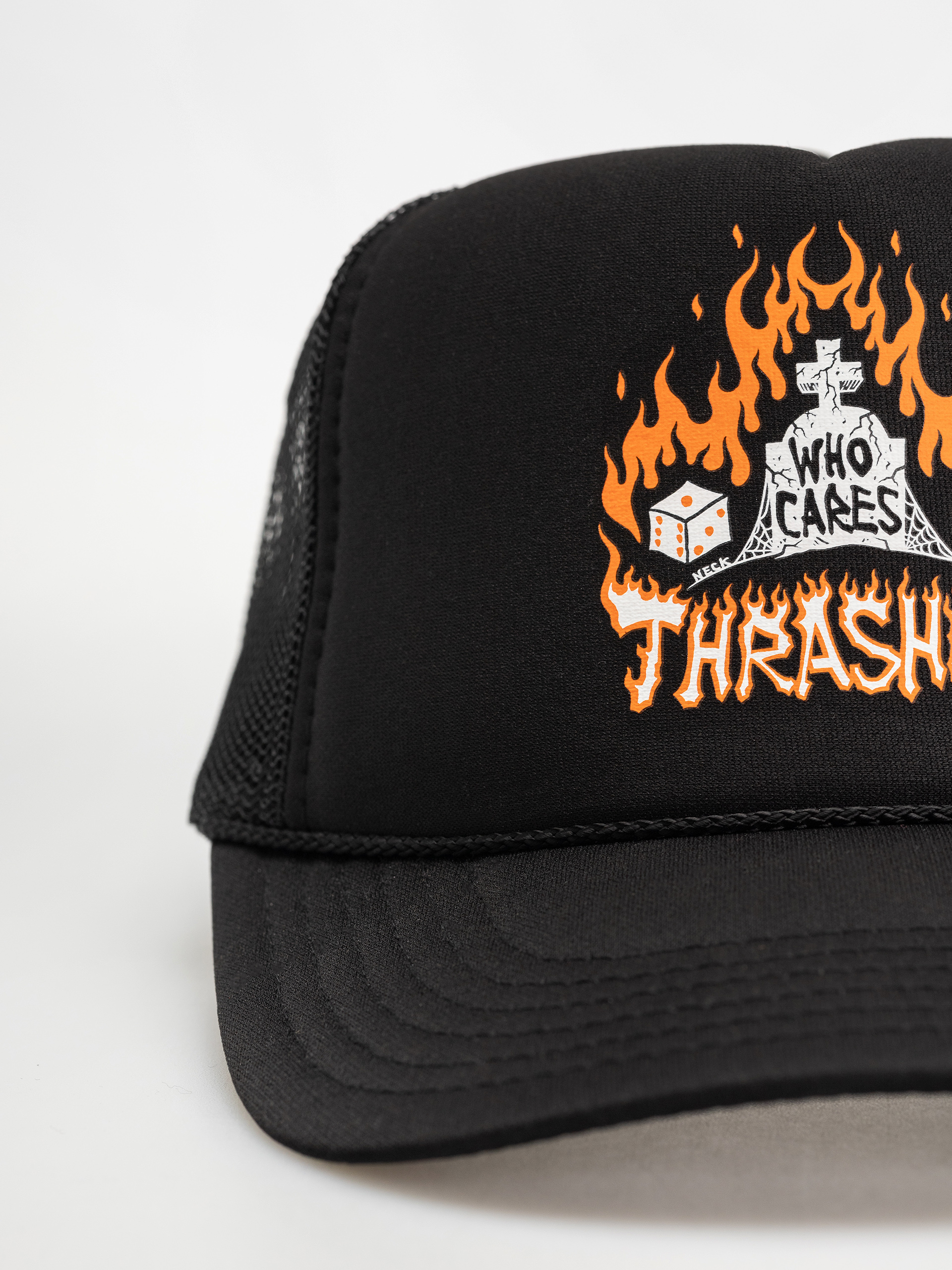 Thrasher Who Cares by Neckface Trucker Baseball sapka (trucker)