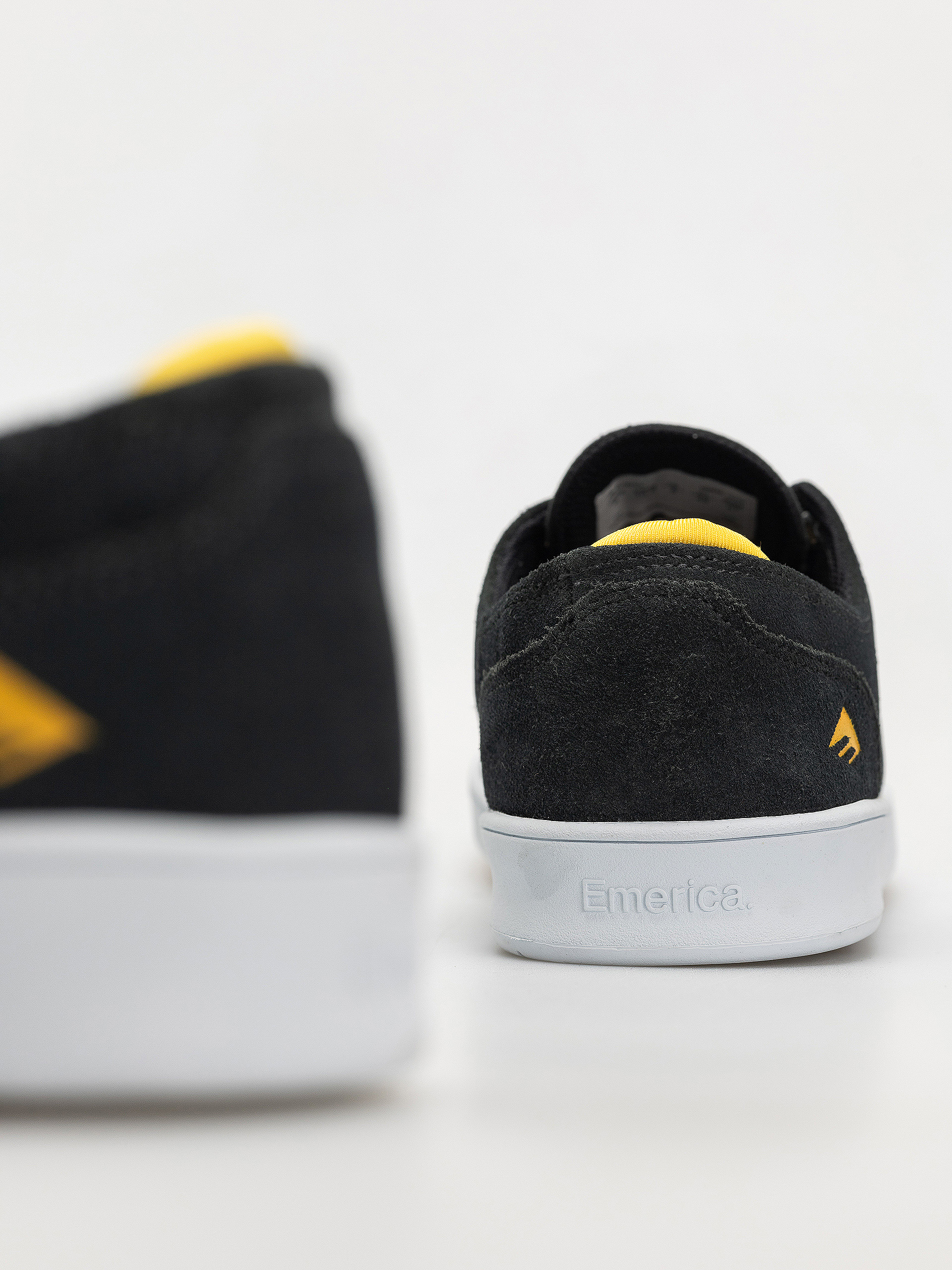 Emerica Romero Laced Cipők (carbon)