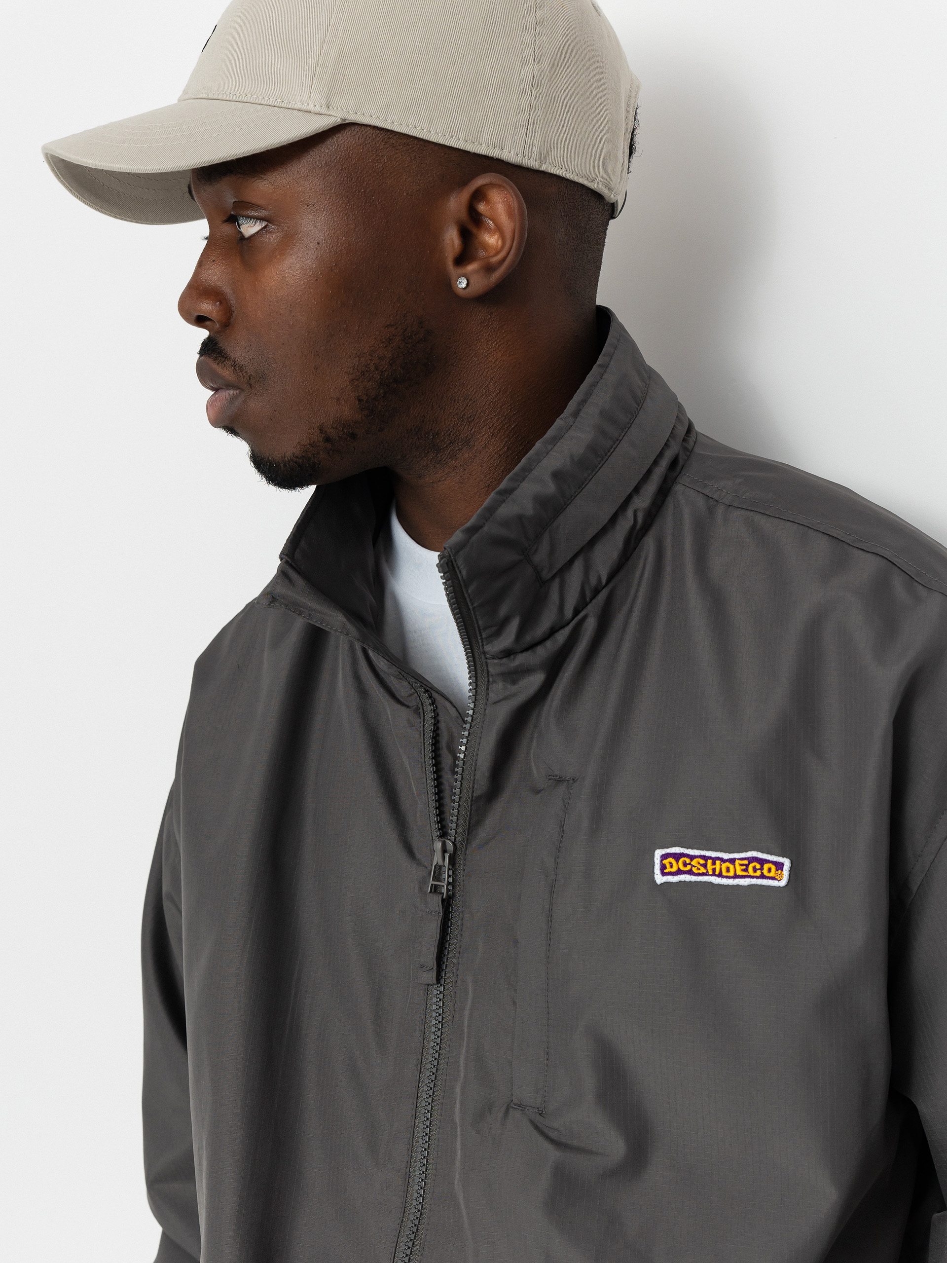 DC Vantage Mock Hood Dzseki (magnet)