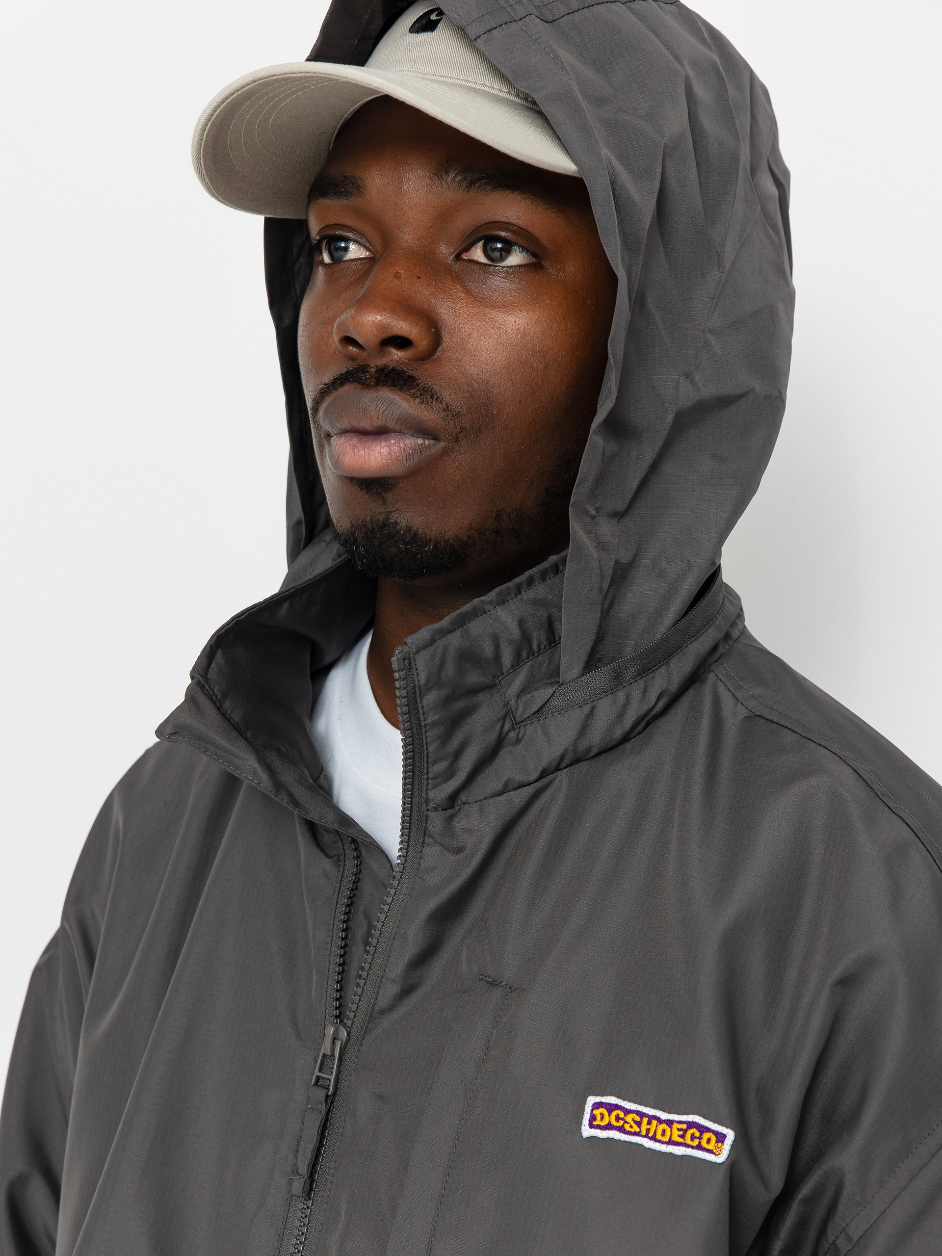 DC Vantage Mock Hood Dzseki (magnet)