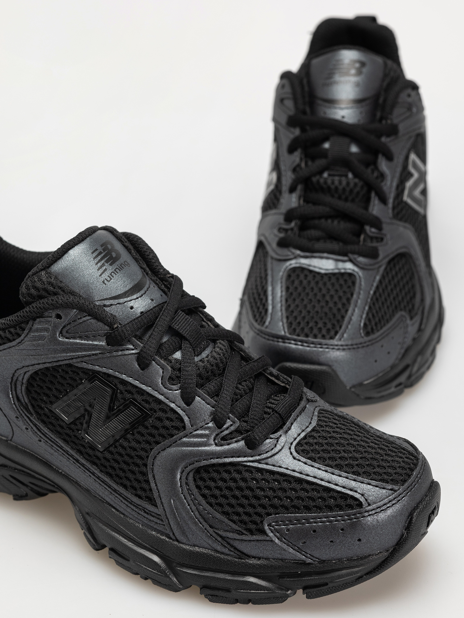 New Balance 530 Cipők (black)