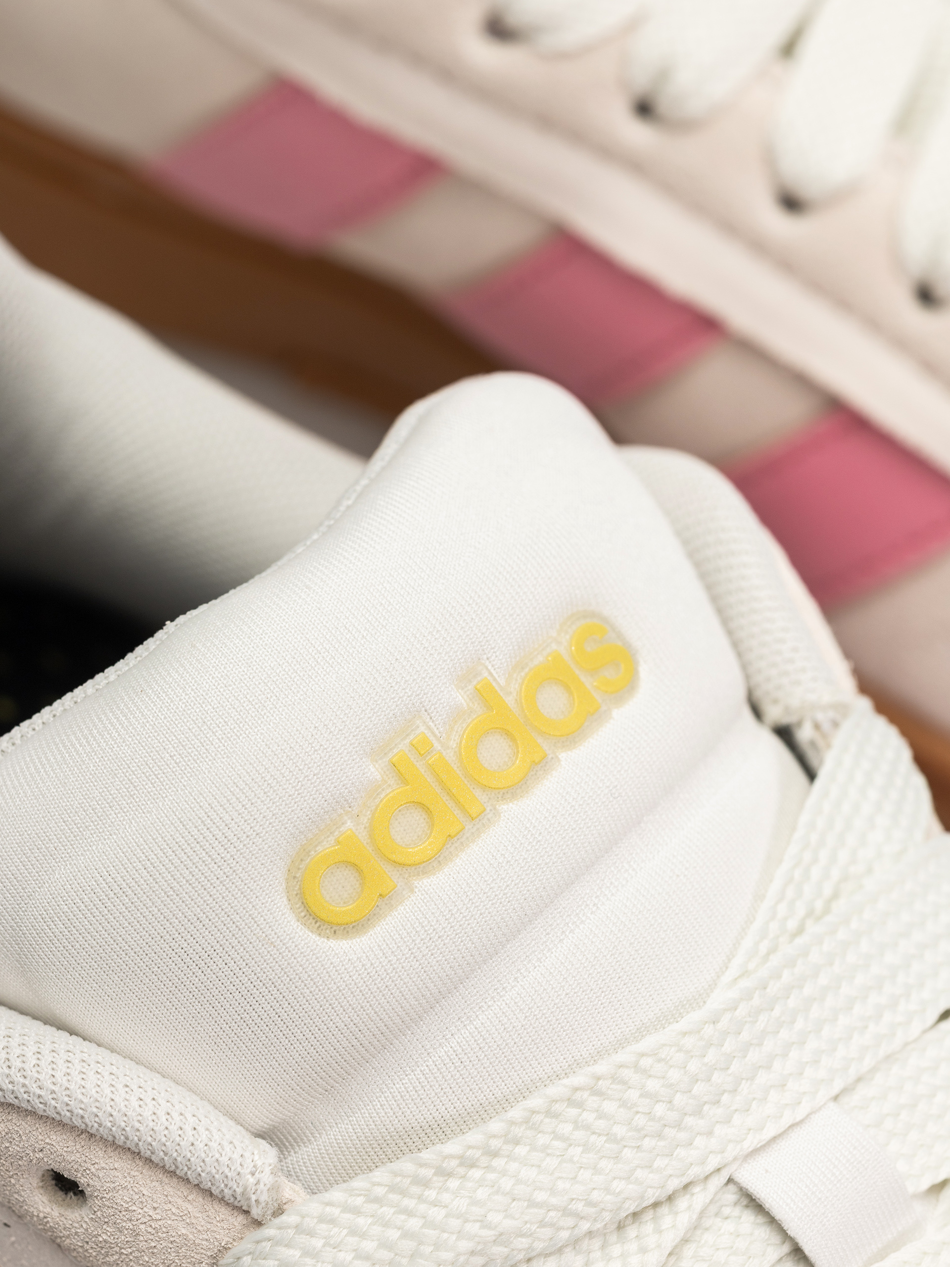 adidas Grand Court Alpha 0 Wmn Cipők (owhite/blipnk/goldmt)