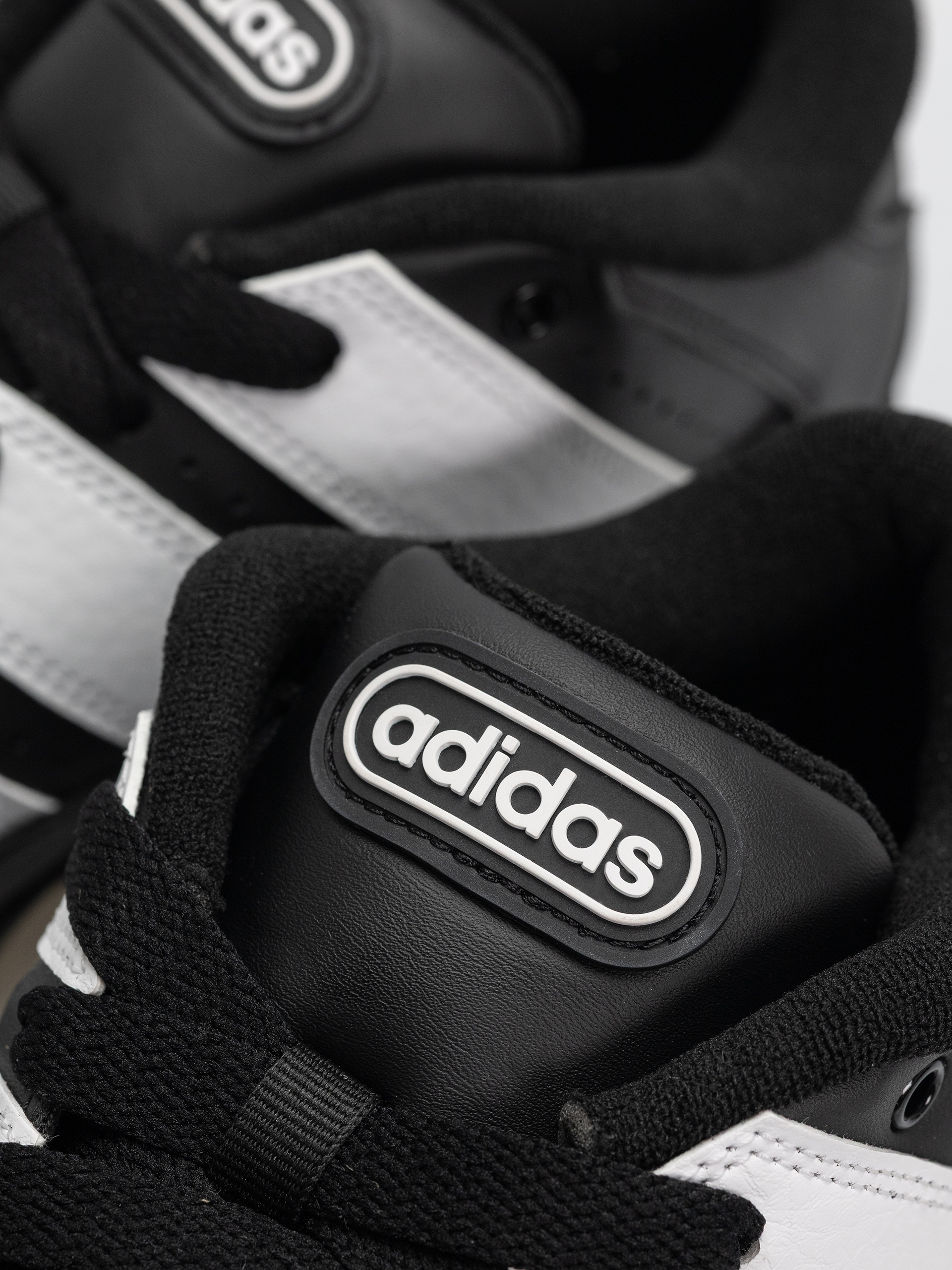 adidas Break Start 2000 Cipők (cblack/ftwwht/cblack)