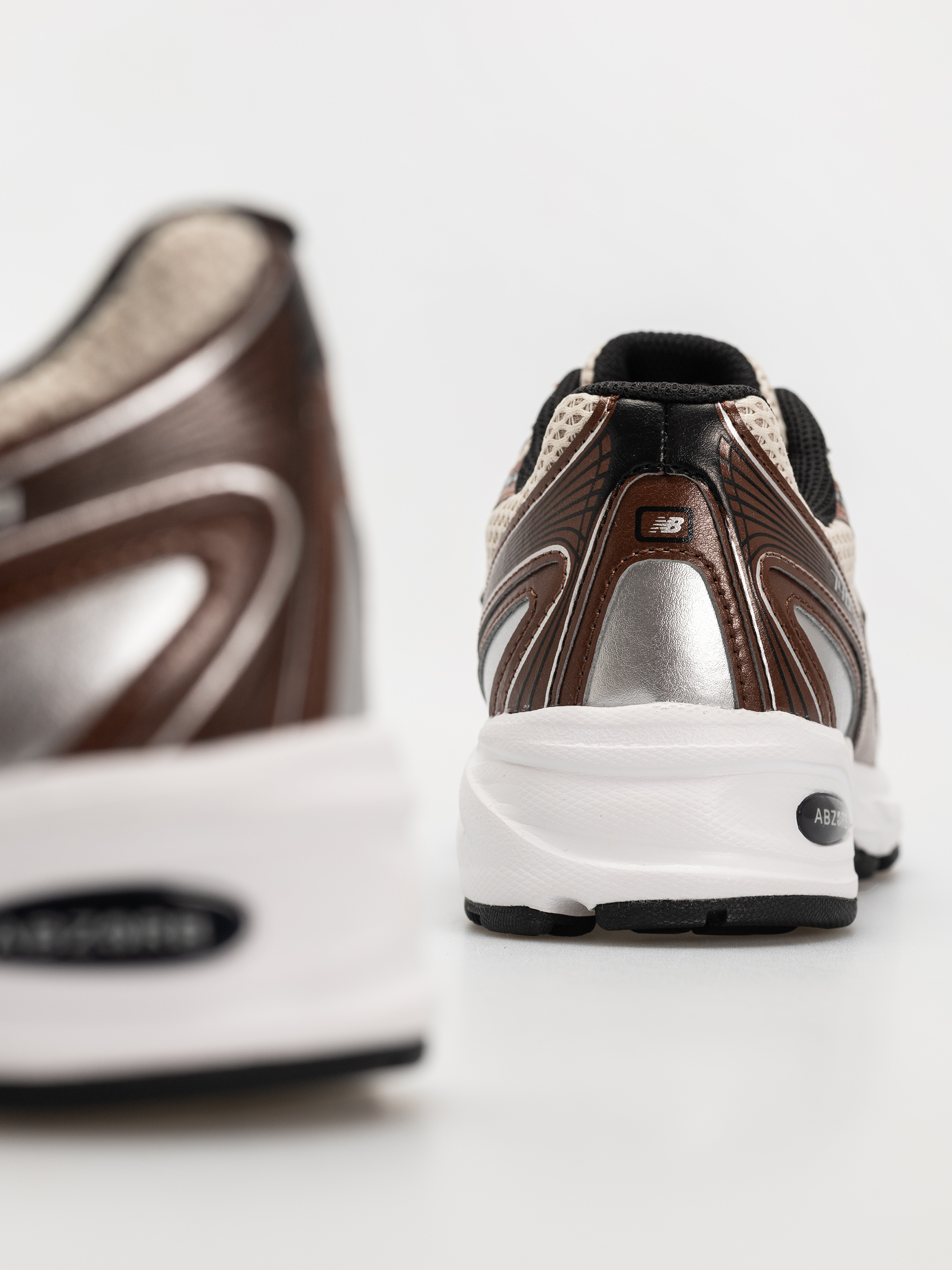 Cipők New Balance 740 (beige)