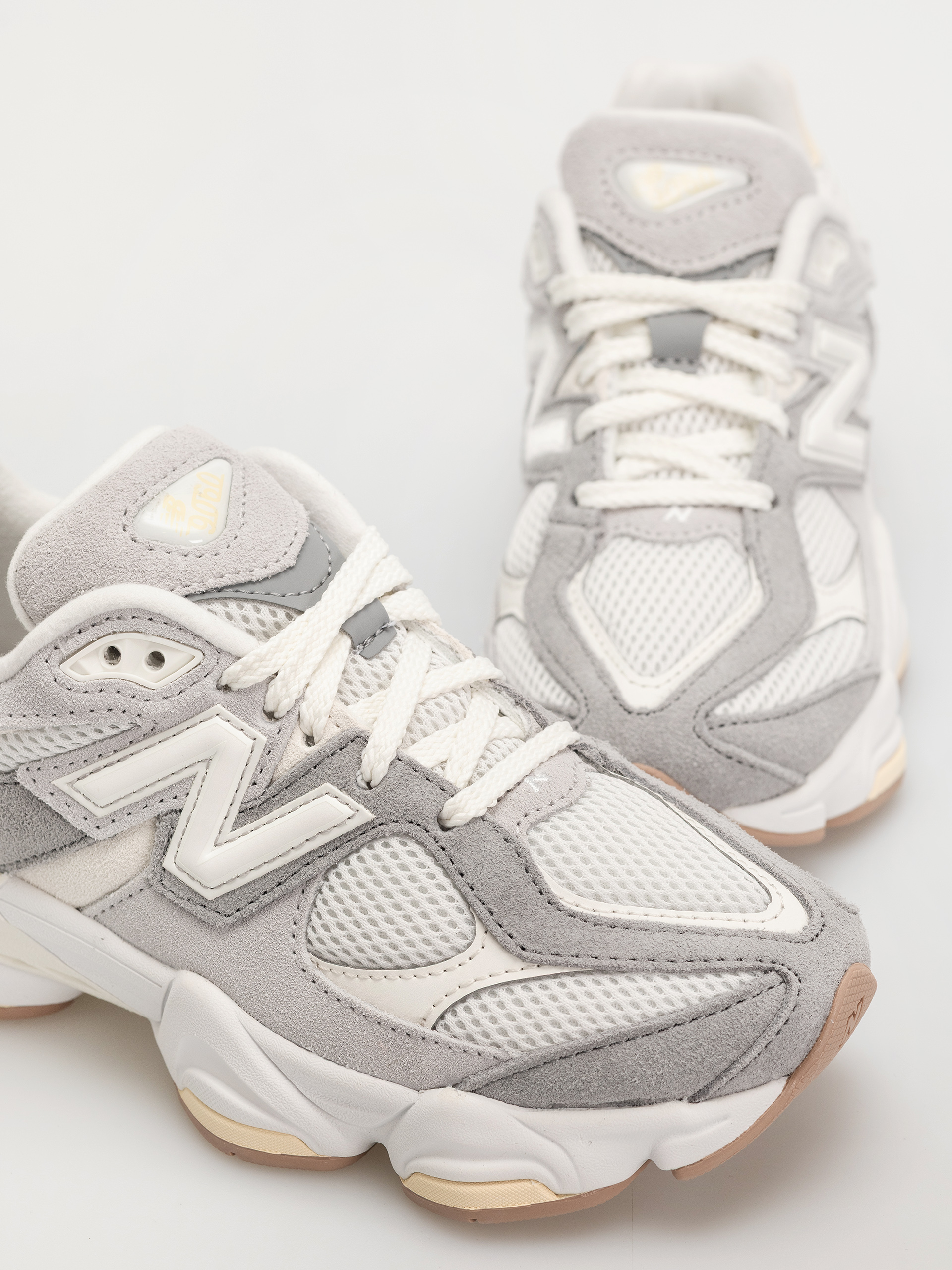 Cipők New Balance 9060 JR (sea salt)