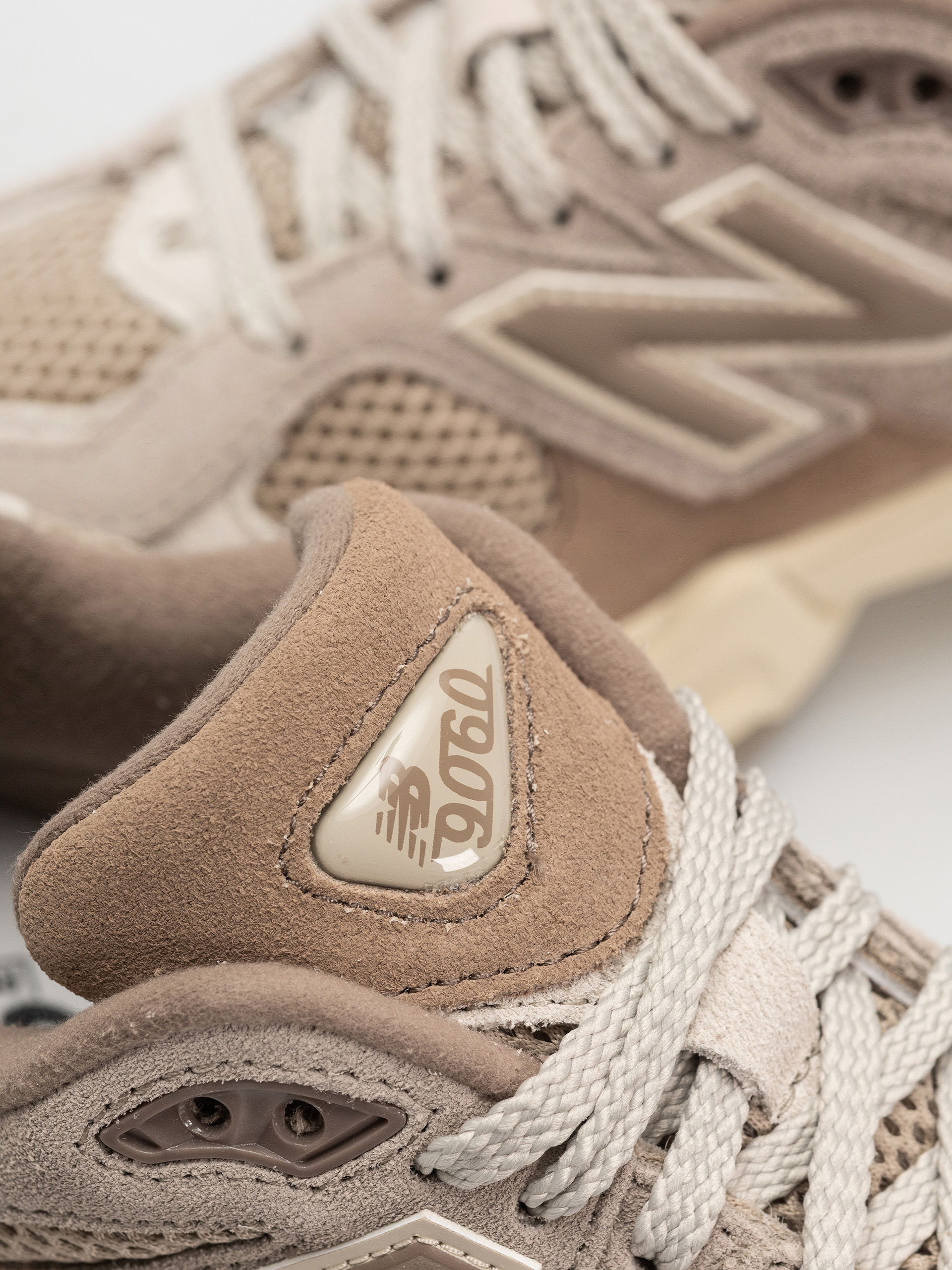 Cipők New Balance 9060 JR (mushroom)