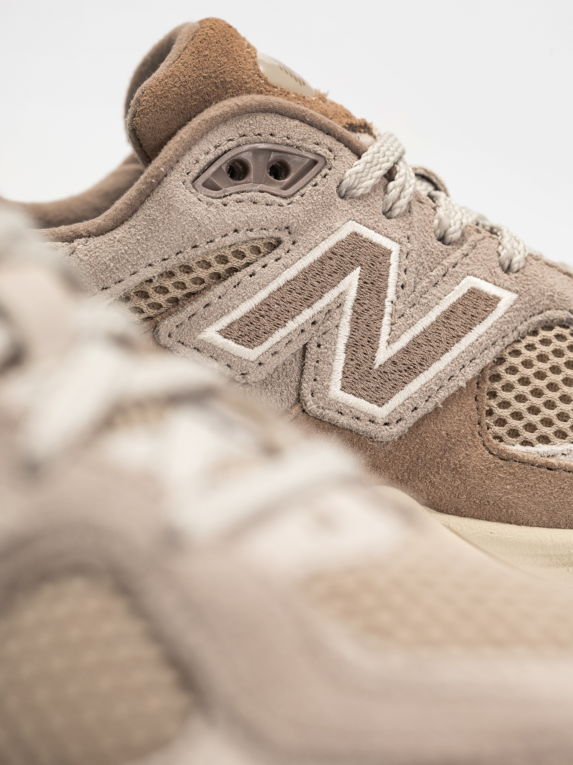 Cipők New Balance 9060 JR (mushroom)
