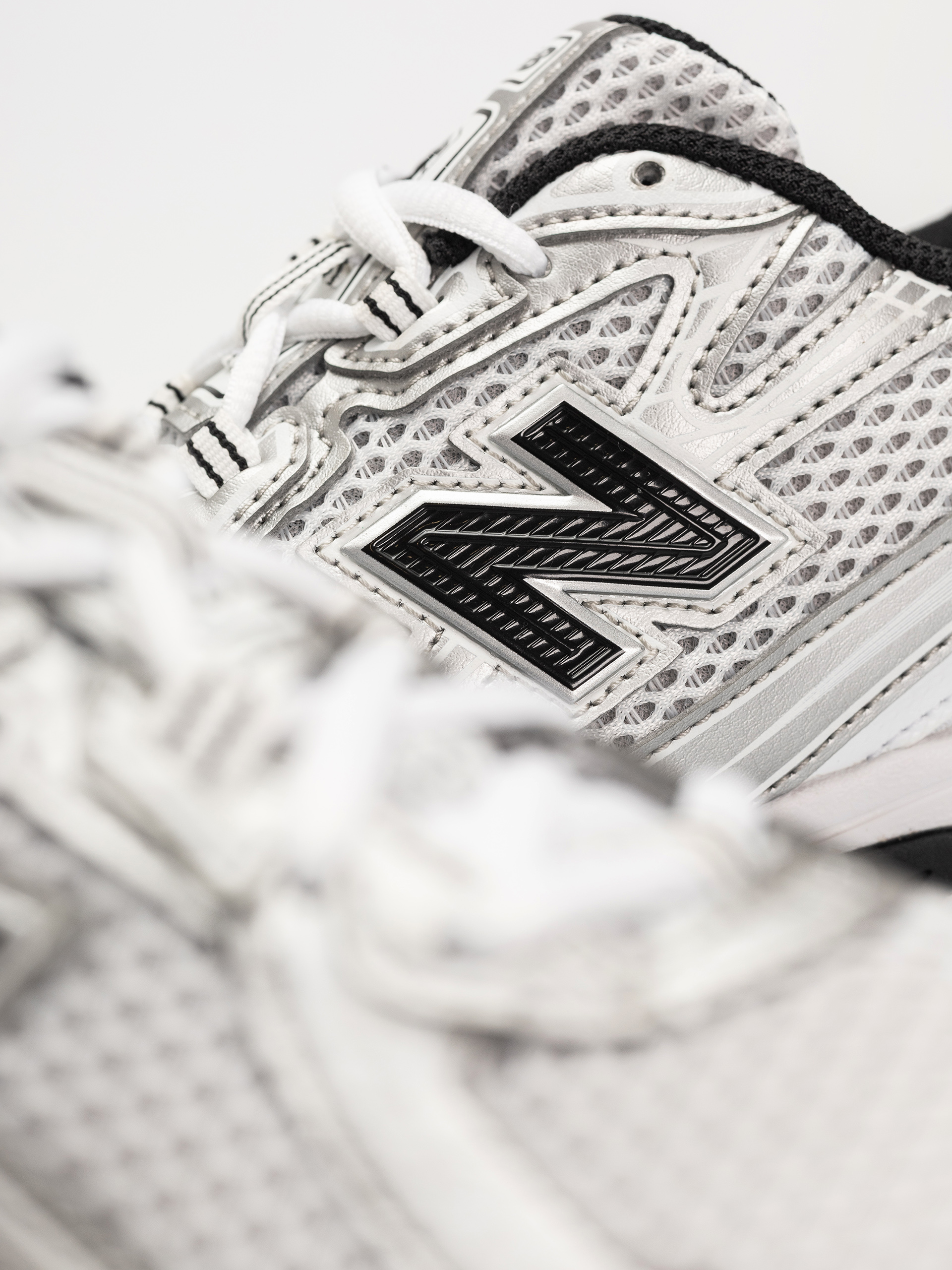 Cipők New Balance 740 JR (silver metallic)