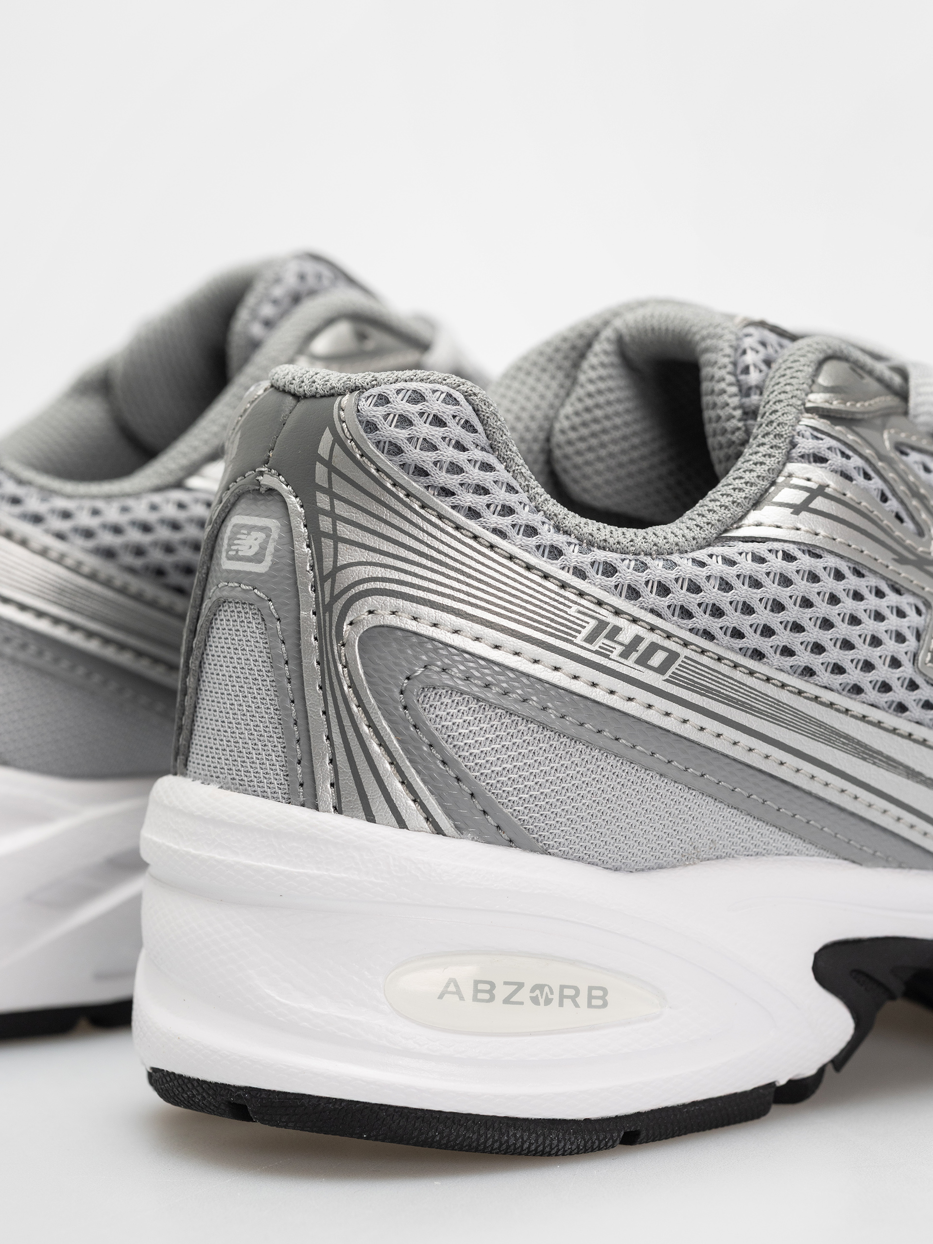 New Balance 740 JR Cipők (raincloud)